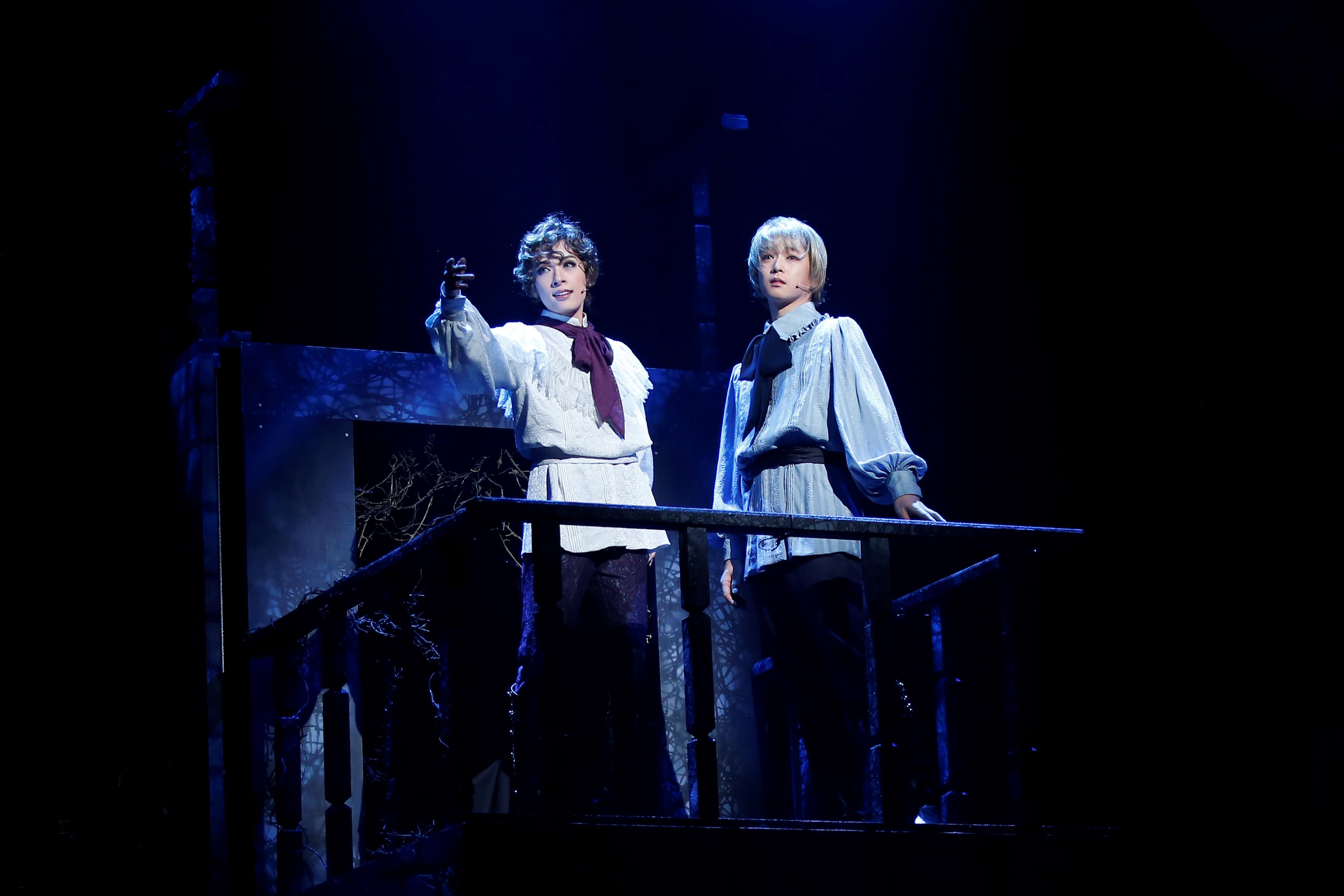 歌德音樂劇《波族傳奇》由明日海りお（Rio Asumi）（左）和千葉雄大主演。（KKLIVE提供）