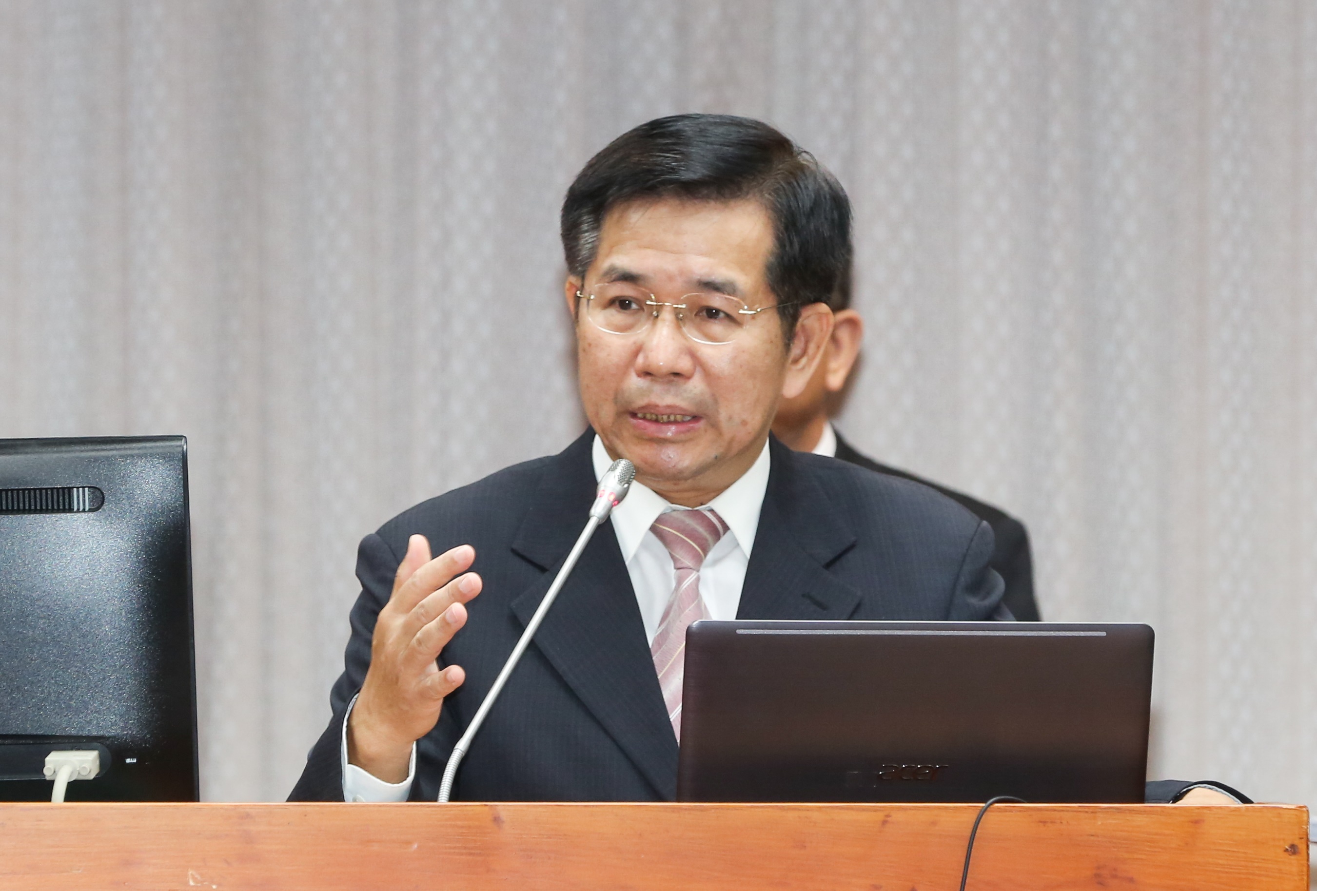 教育部長潘文忠今天表示，目前有205名境外生透過各校提出入境申請，教育部已核定133人，其中有8人已到台灣，都在集中檢疫所居家檢疫中。（本刊資料照）