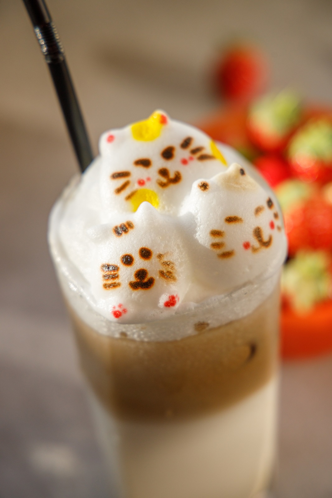 以貓咪造型為主的可愛拉花，讓人捨不得入口。（原味拿鐵，80元╱杯， 立體拉花另加50元）
