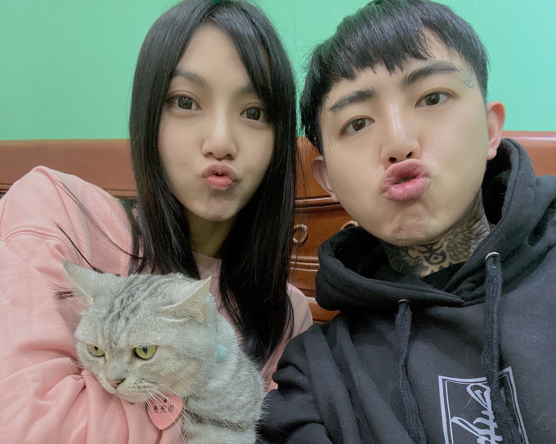 莉婭回憶謝和弦想輕生的過程，一度幾近崩潰。（莉婭提供）