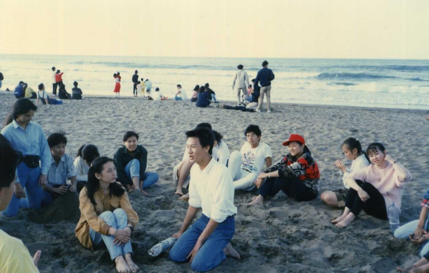 谷懷萱（前排左）與徐展元（前排右）相識25年才在一起。（翻攝我是谷懷萱臉書）