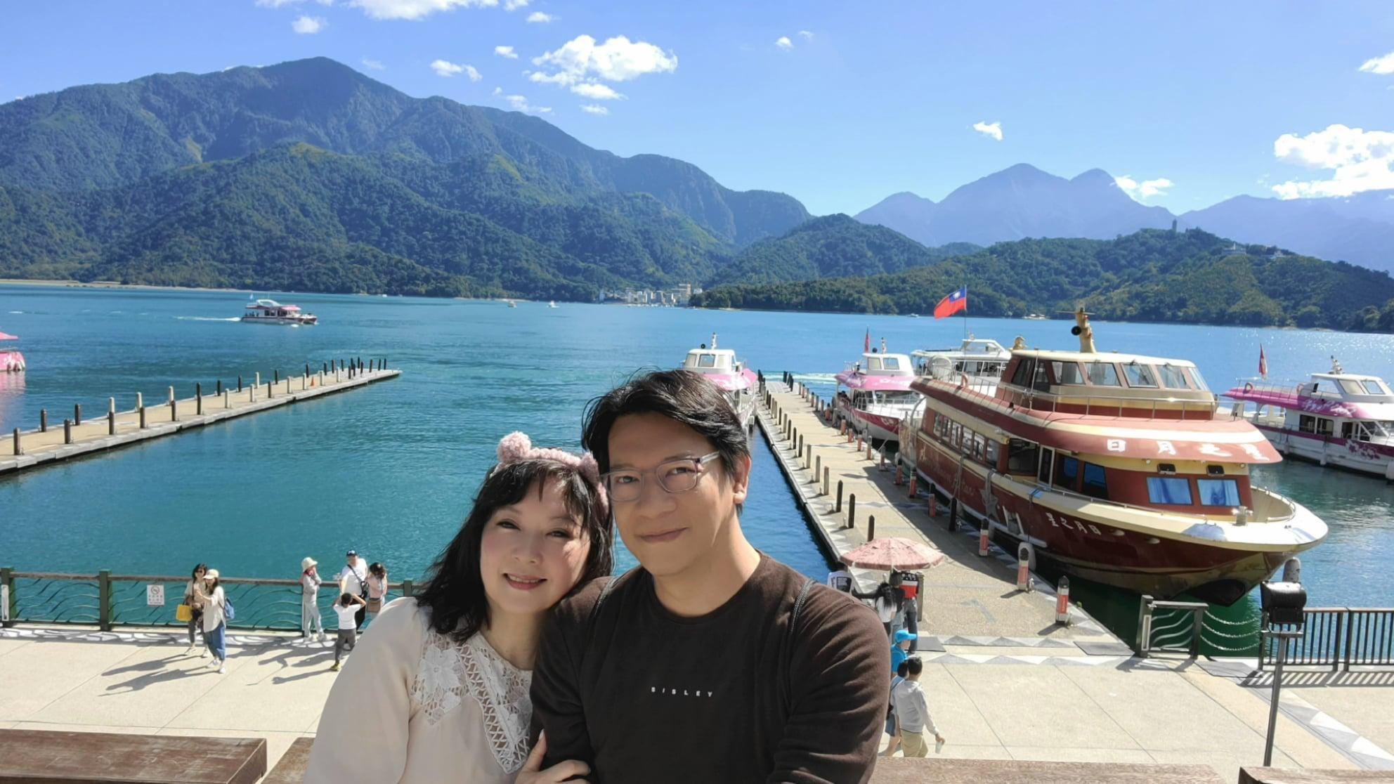 谷懷萱(左)與徐展元婚後幸福美滿。(翻攝徐展元。後援會臉書)