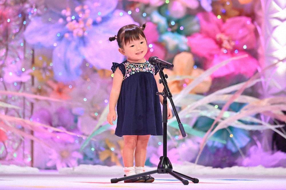 乃乃佳去年參加「第35屆童謠兒歌大賽」演唱《狗狗警察》爆紅。（翻攝自日本體育報）
