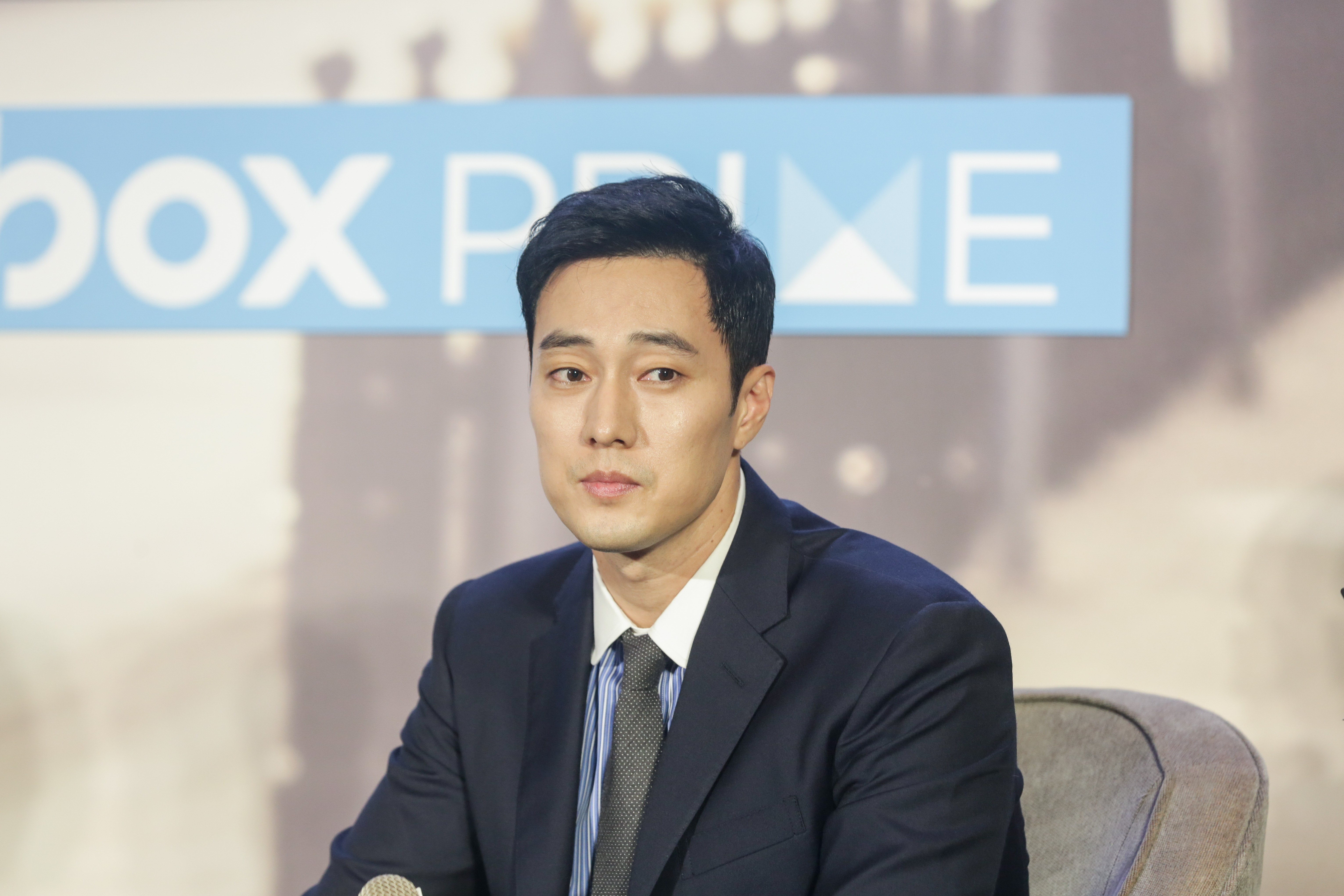 蘇志燮傳有望出演Netflix新劇《模範家族》。