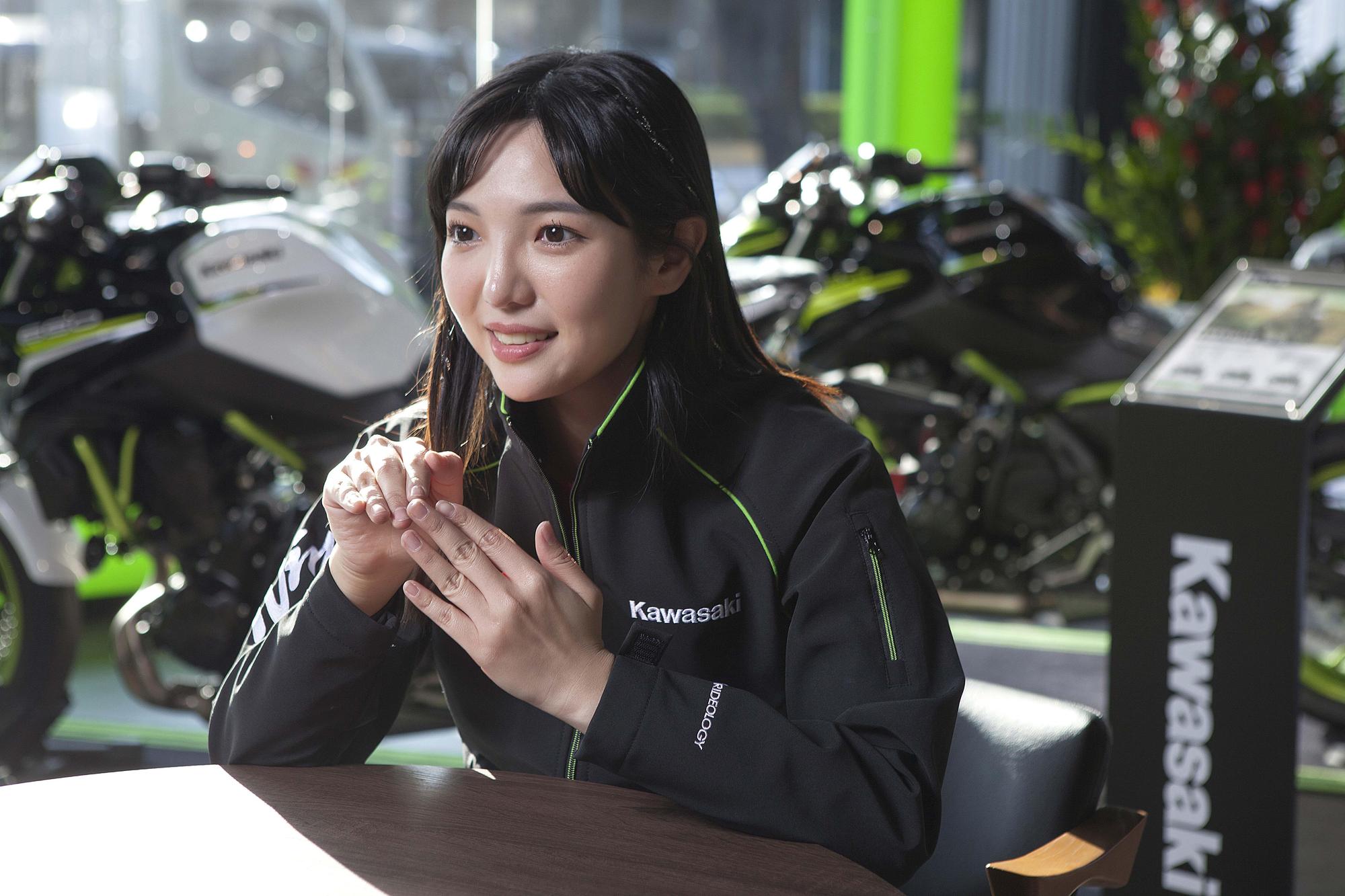 Kawasaki品牌大使何美喜歡Kawasaki Z 650剛剛好的車高與車重。