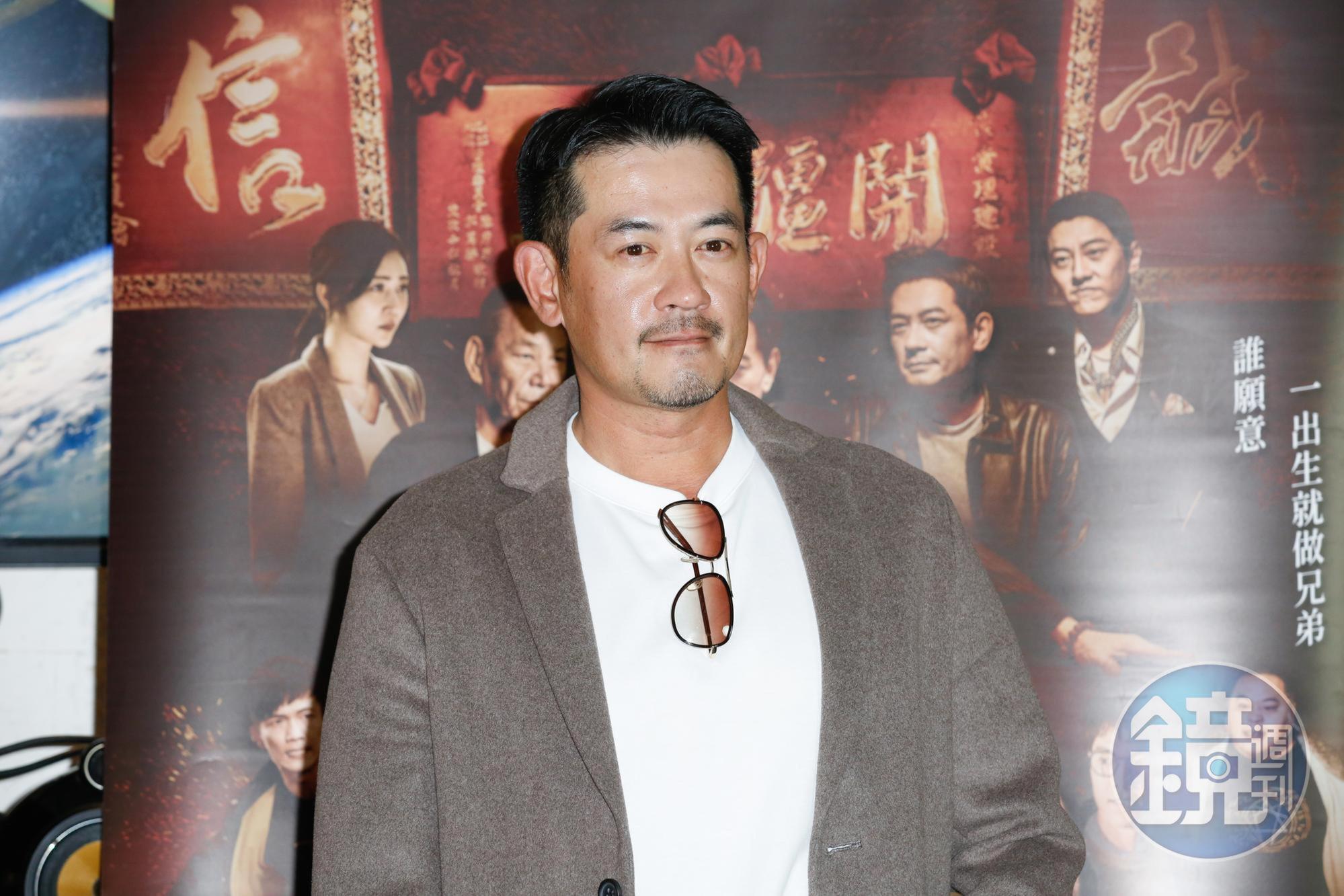柯叔元接棒王識賢演出「仁哥」,兩人各演出不同風格。