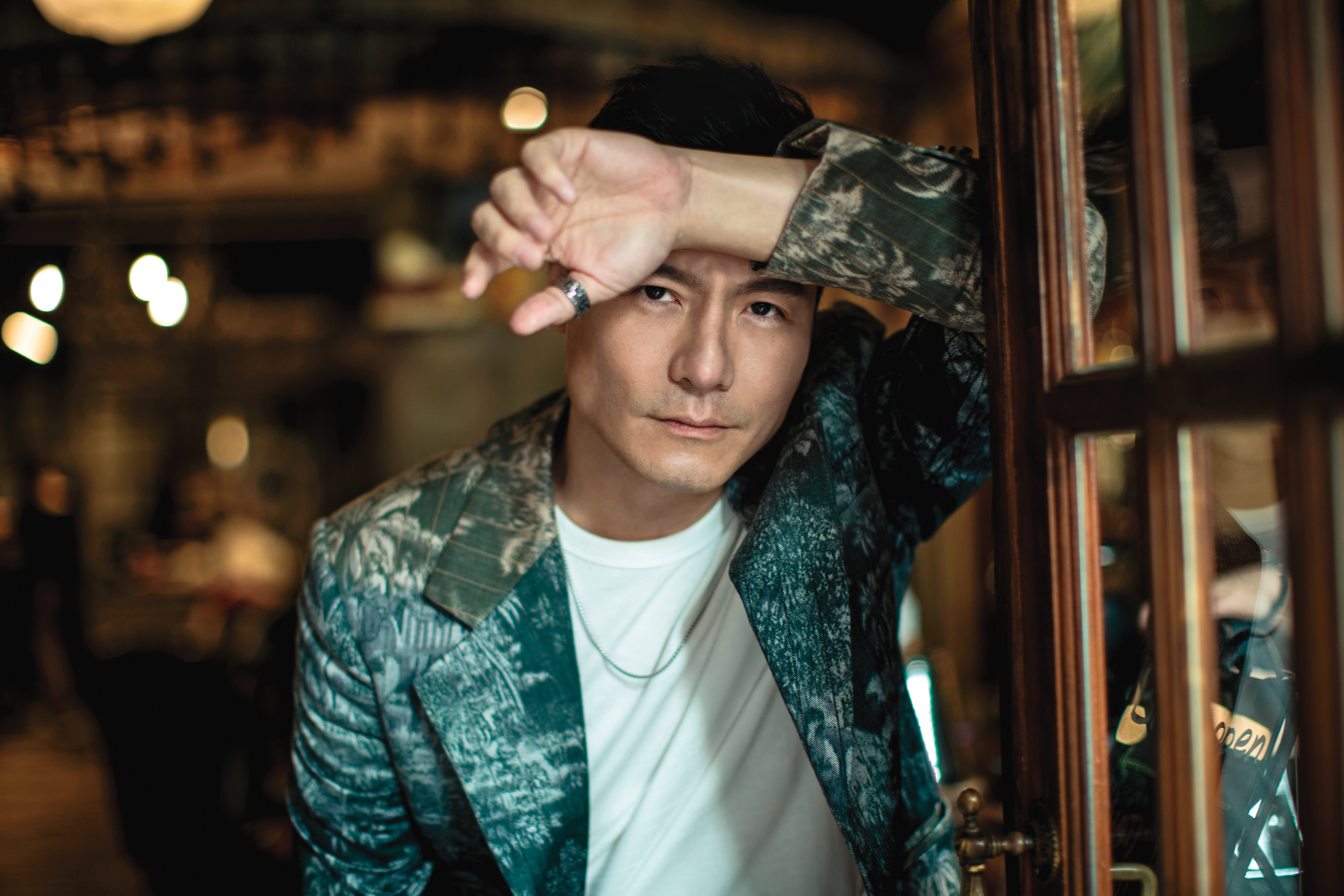 演戲的表現是與人生一起加總的，所以李銘忠說，當你演壞人有了經驗，再演好人就比較簡單。可能人生也是如此。