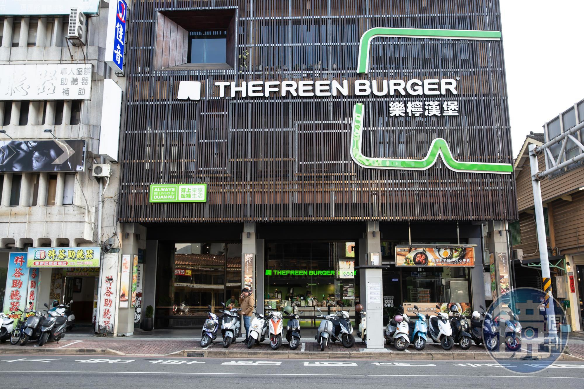 目前樂檸漢堡11家店皆為直營,遍布北中南,2020年營收1.3億元。