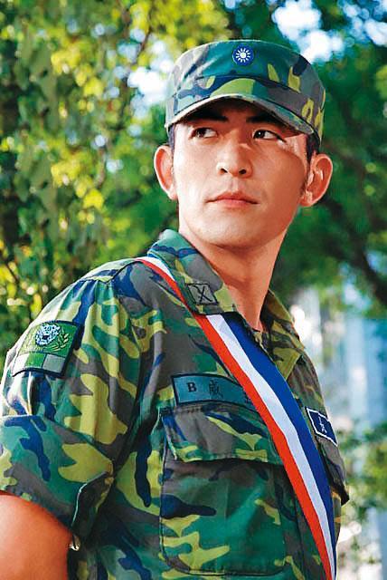 趙駿亞在10年前飾演魔鬼班長角色竄紅,近年常演出8點檔本土劇,卻驚爆曾家暴前女友入獄。(翻攝趙駿亞˙駿臨天下粉絲部臉書)