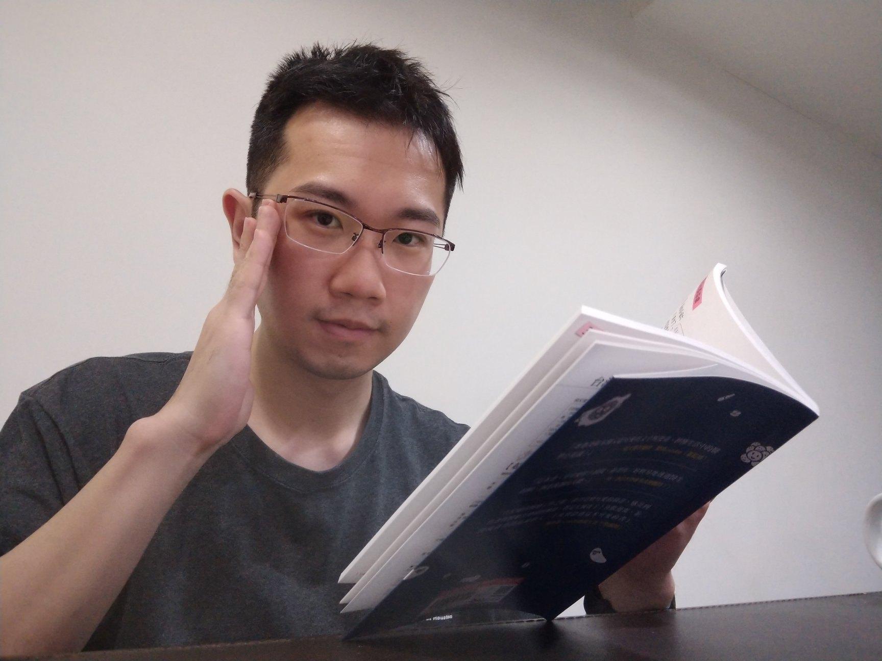 蒼藍鴿並未因網友檢舉事件受到影響,仍照常在臉書上向民眾進行科普教育。(翻攝自蒼藍鴿的醫學天地臉書粉專)