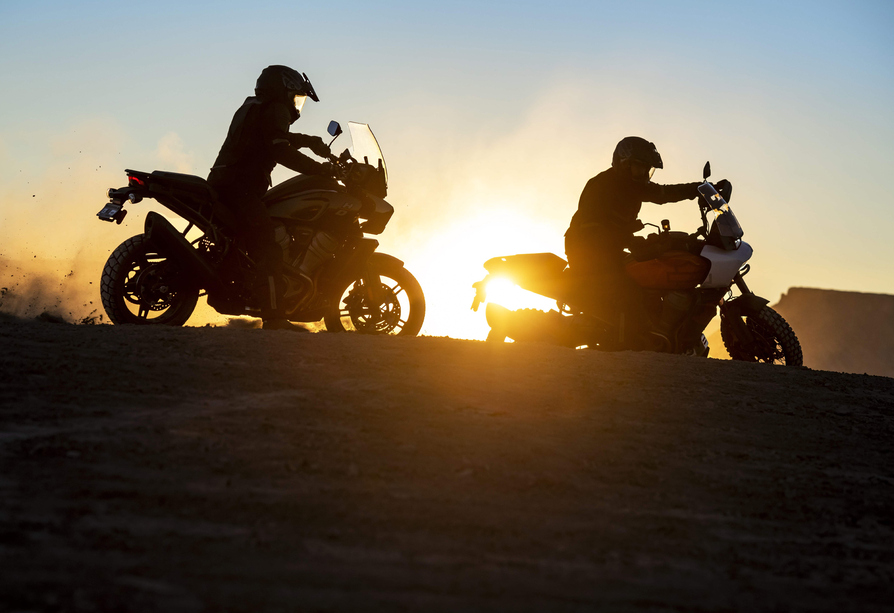 【新車登場】離開公路去冒險！全新哈雷跨界車款The Pan America