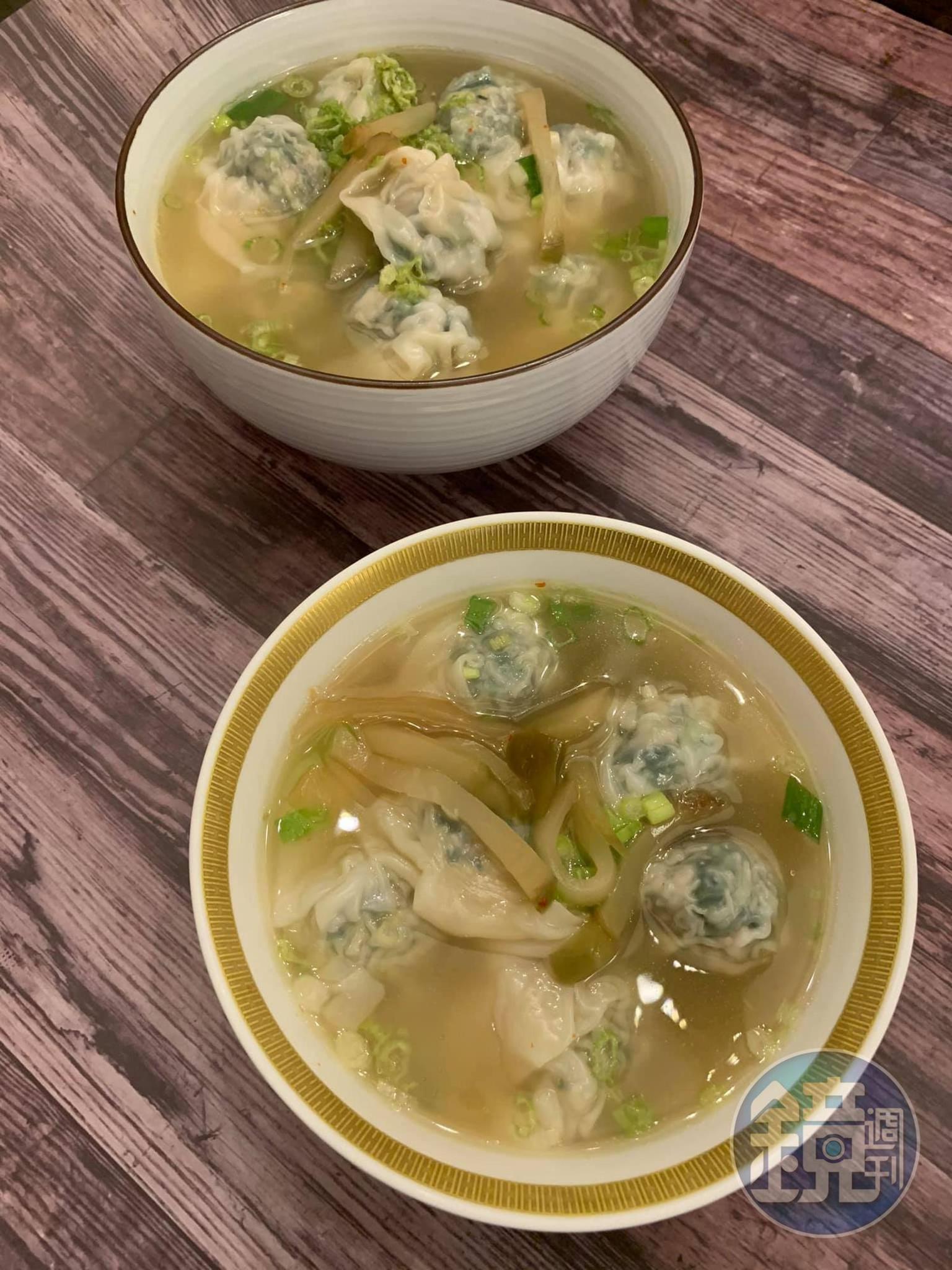 薺菜餛飩吃來清爽不膩，我吃小碗，兒子吃大碗。