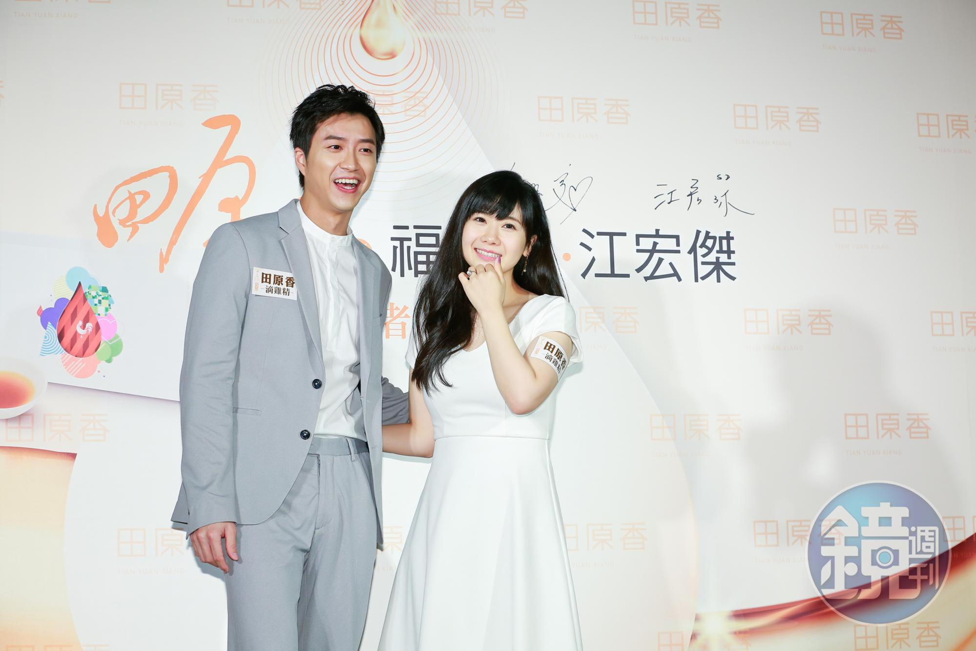 日媒爆福原愛(右)因為受不了江宏傑(左)家人集體霸凌,萌生離婚念頭。(本刊資料照)