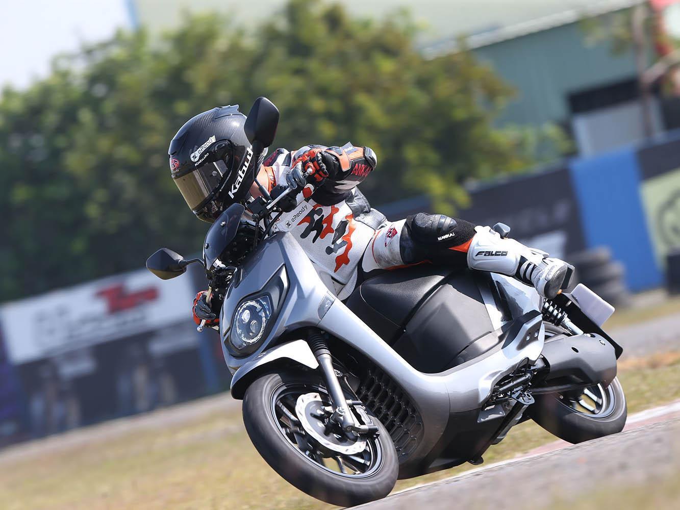 基於GOGORO S2為基礎所打造的eReady Run在整體配置上也經過專業人士調教。
