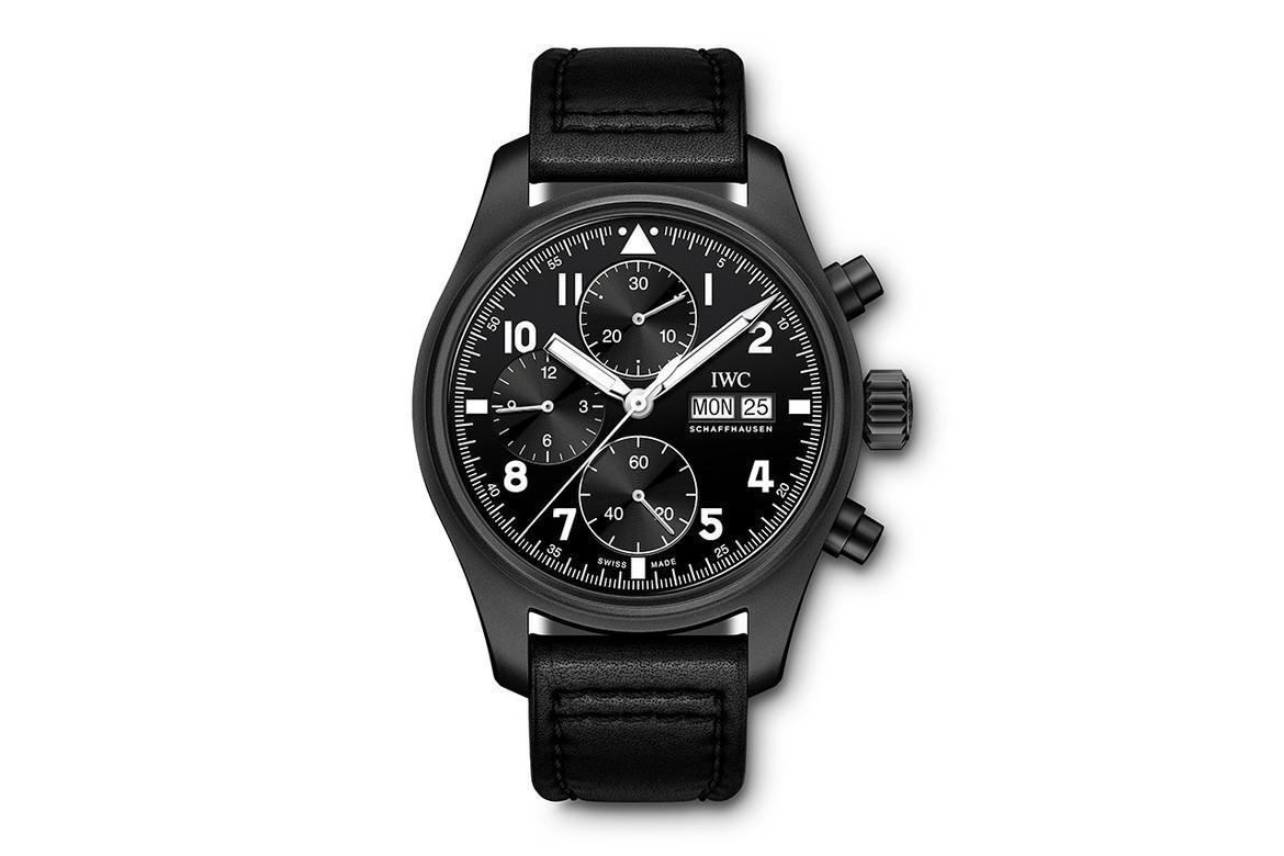 想要擁有這款 IWC Pilot’s Watch Chronograph Edition “Tribute to 3705” 必須要透過IWC官網下單。