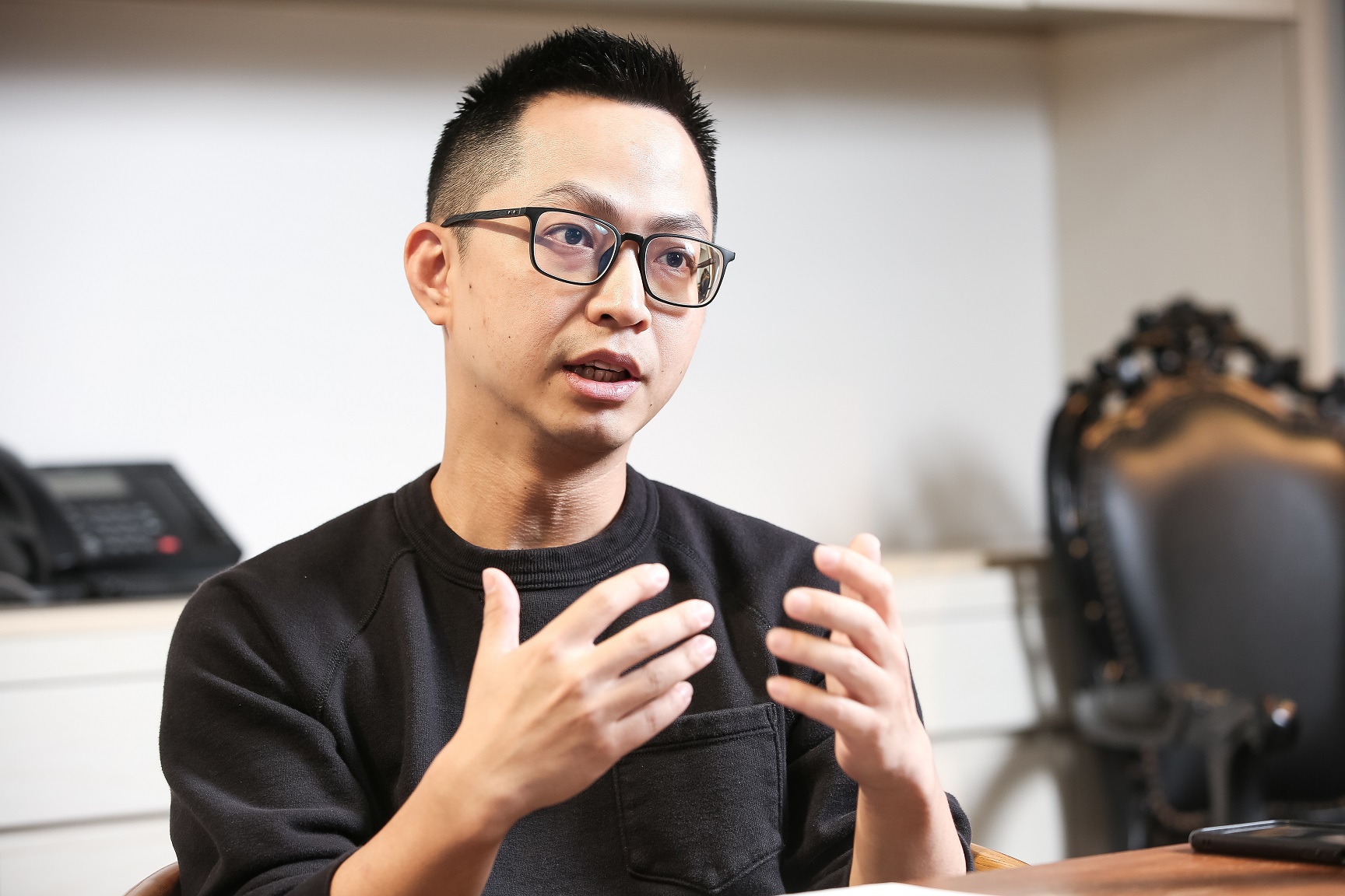 監製林秉聿透露,大家想了5、60個名字之後,最後才決定《複身犯》這個片名。