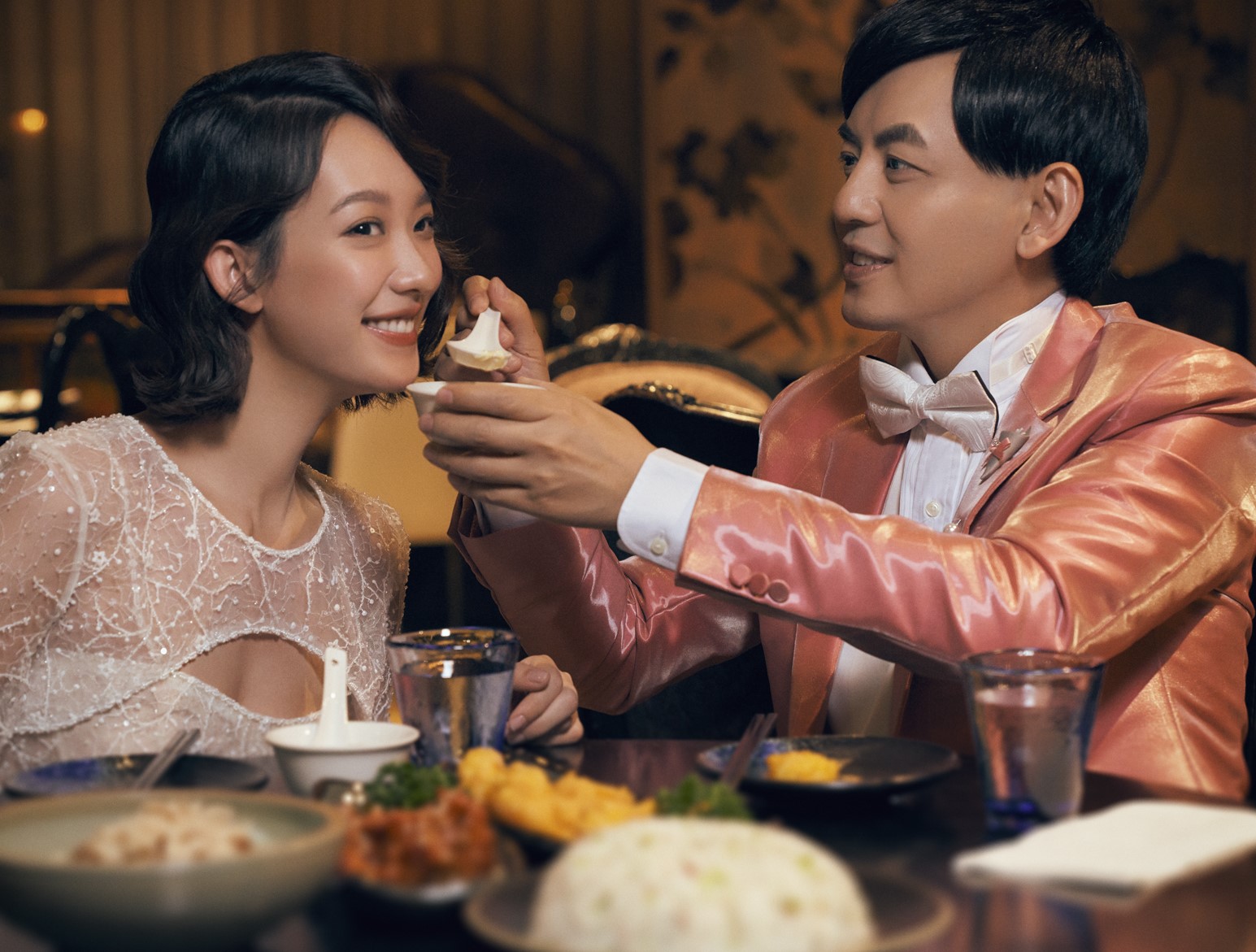 黃子佼透露拍攝地點位於兩人第一次約會的餐廳，至今仍經常叫這家餐廳的外賣吃。（翻攝自黃子佼臉書）
