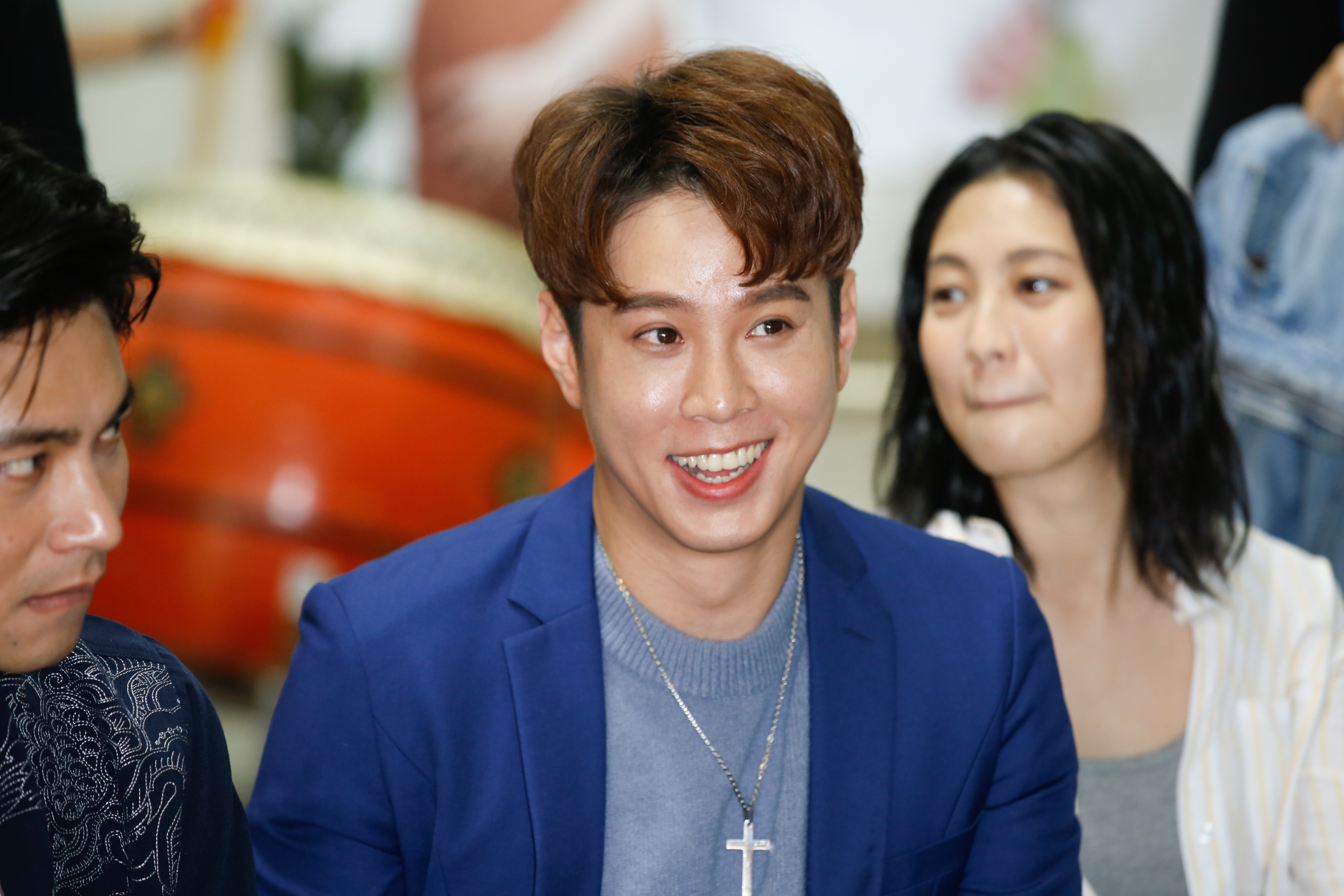 老婆白家綺明天即將臨盆，吳東諺今天出席記者會時顯得相當緊張焦慮。