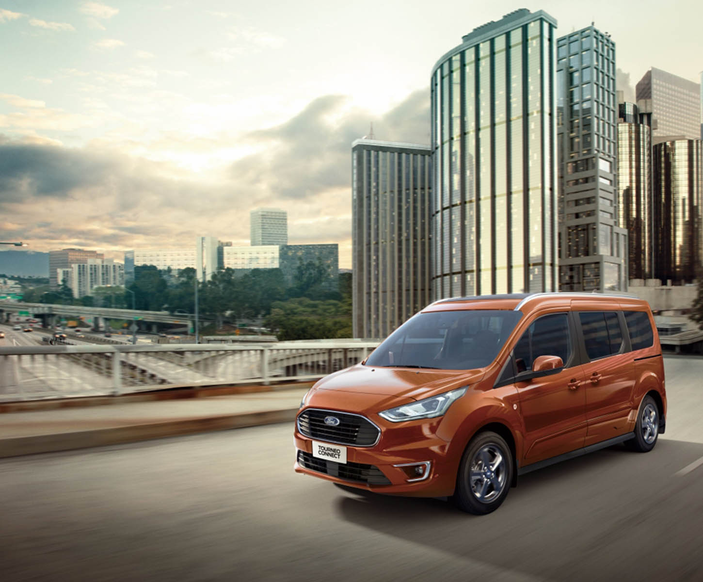 【新車發表】三金得主加持　FORD推MPV生力軍Tourneo Connect