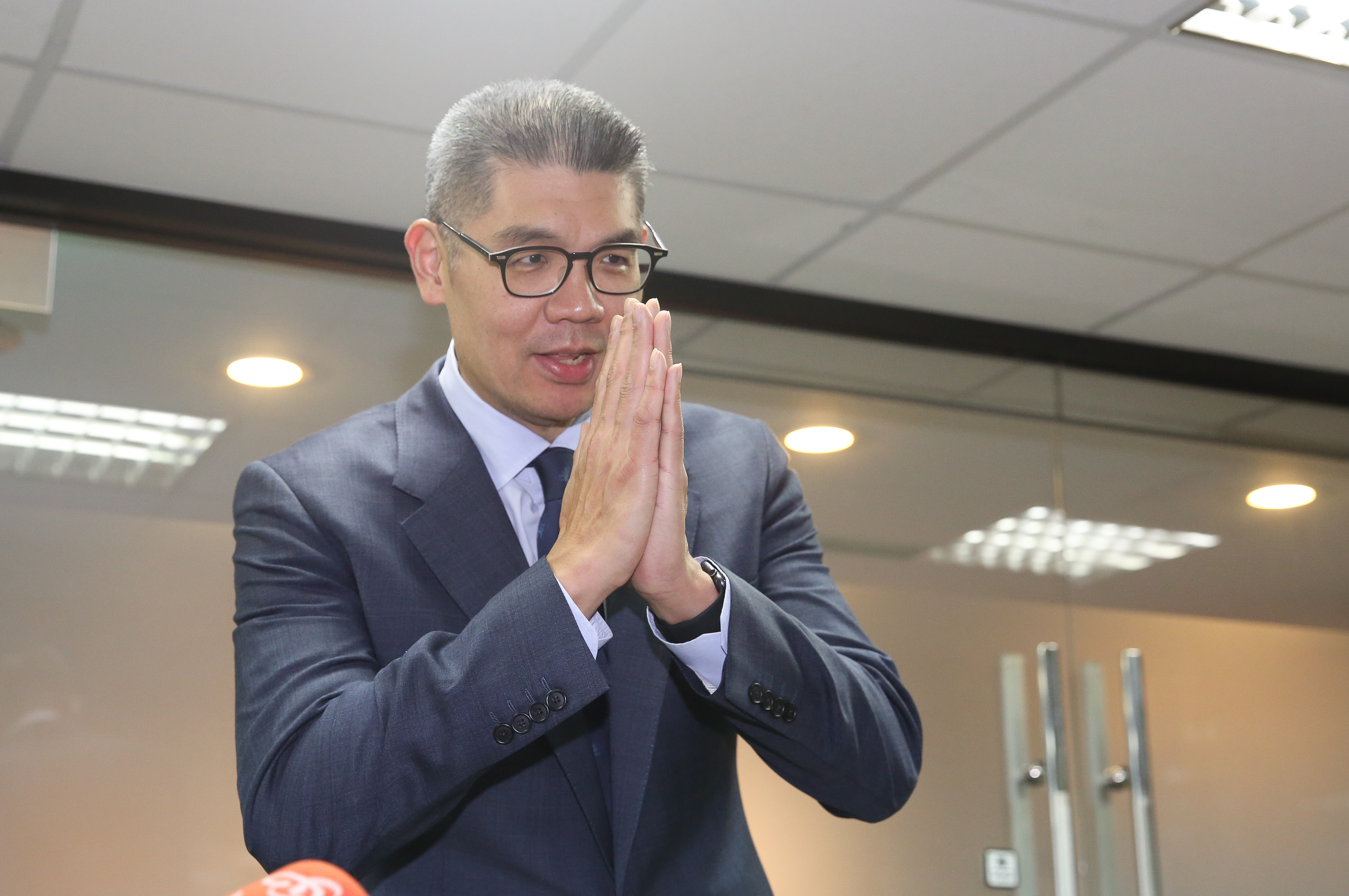 連勝文考慮角逐黨魁一事，傳連家內部出現鴿派與鷹派的拉扯，連勝文則以減肥的態度回應此事。（本刊資料照）