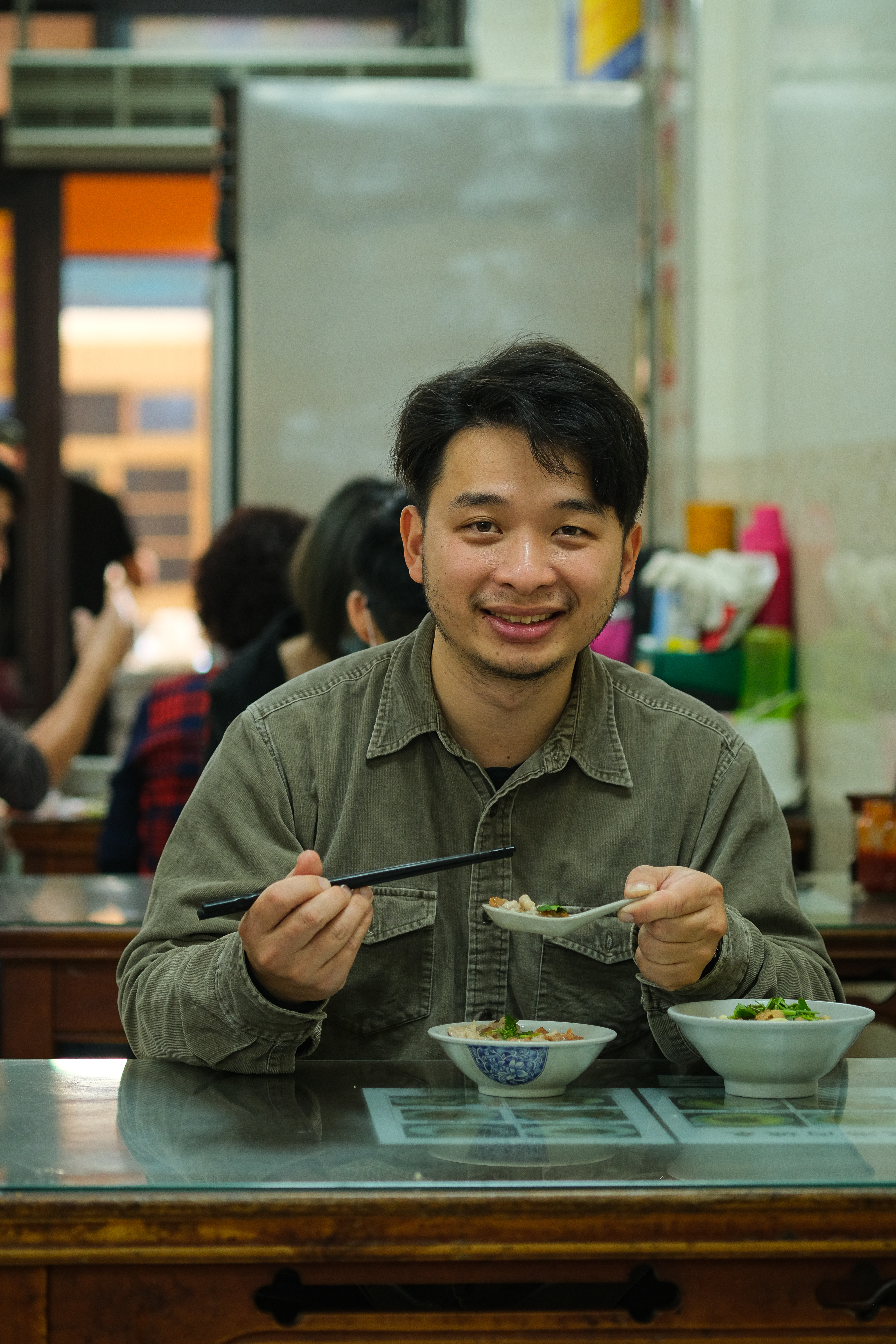 帶路人紀筱榆從小在鹿港長大，對在地小吃瞭如指掌。