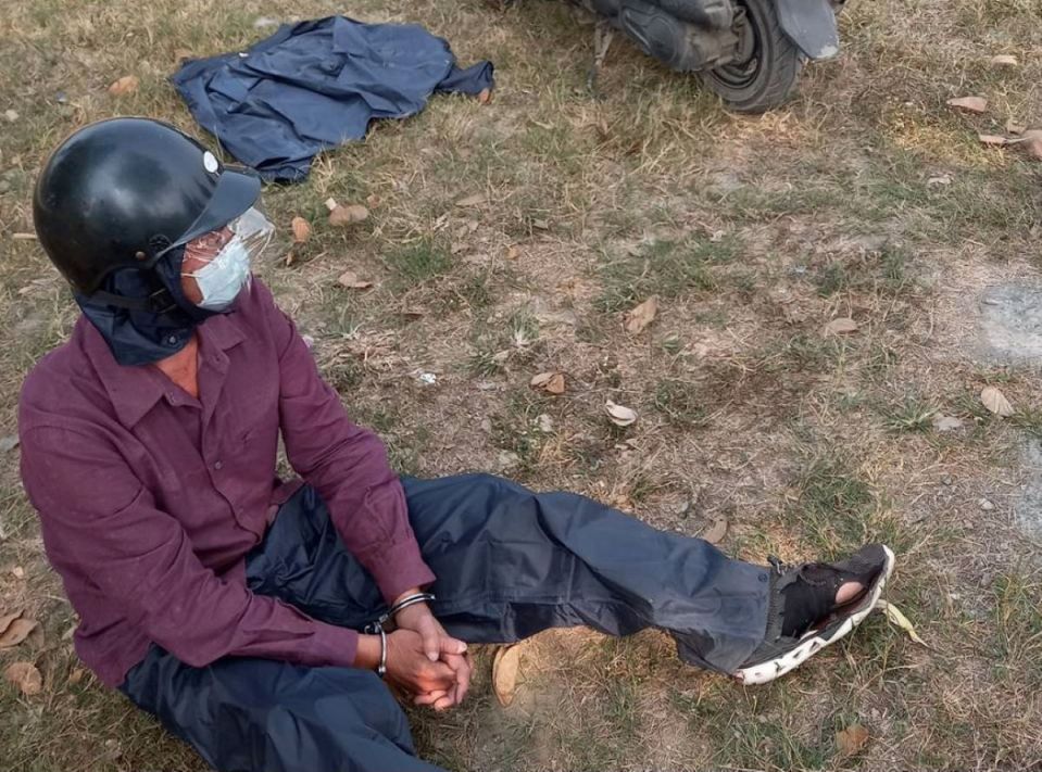 高雄大樹發生槍擊案，導致2死慘劇，警方15小時候在林園台88線橋下找到嫌犯並逮捕。（翻攝畫面）