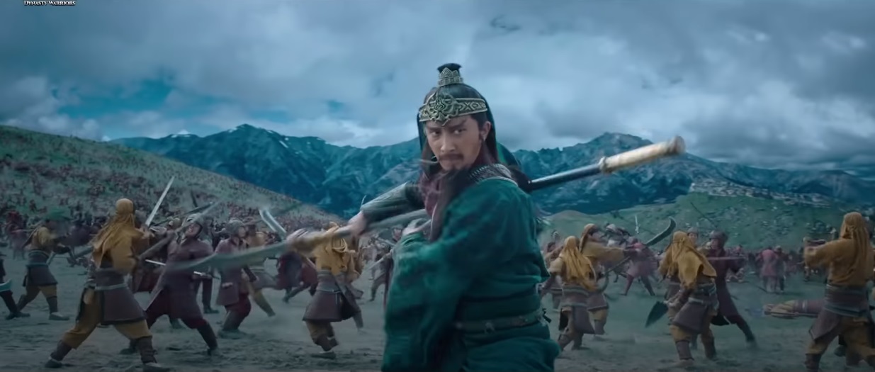 《真·三國無雙》真人版電影最新預告釋出，由韓庚飾演關羽。（翻攝YouTube頻道「IGN China」）