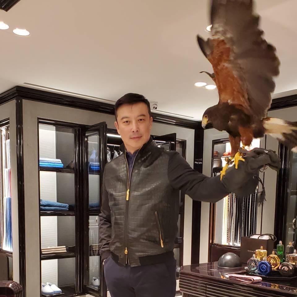 花系列小生林煒被拍到新戀情後就表示已與老婆辦離婚。（翻攝自林煒臉書）