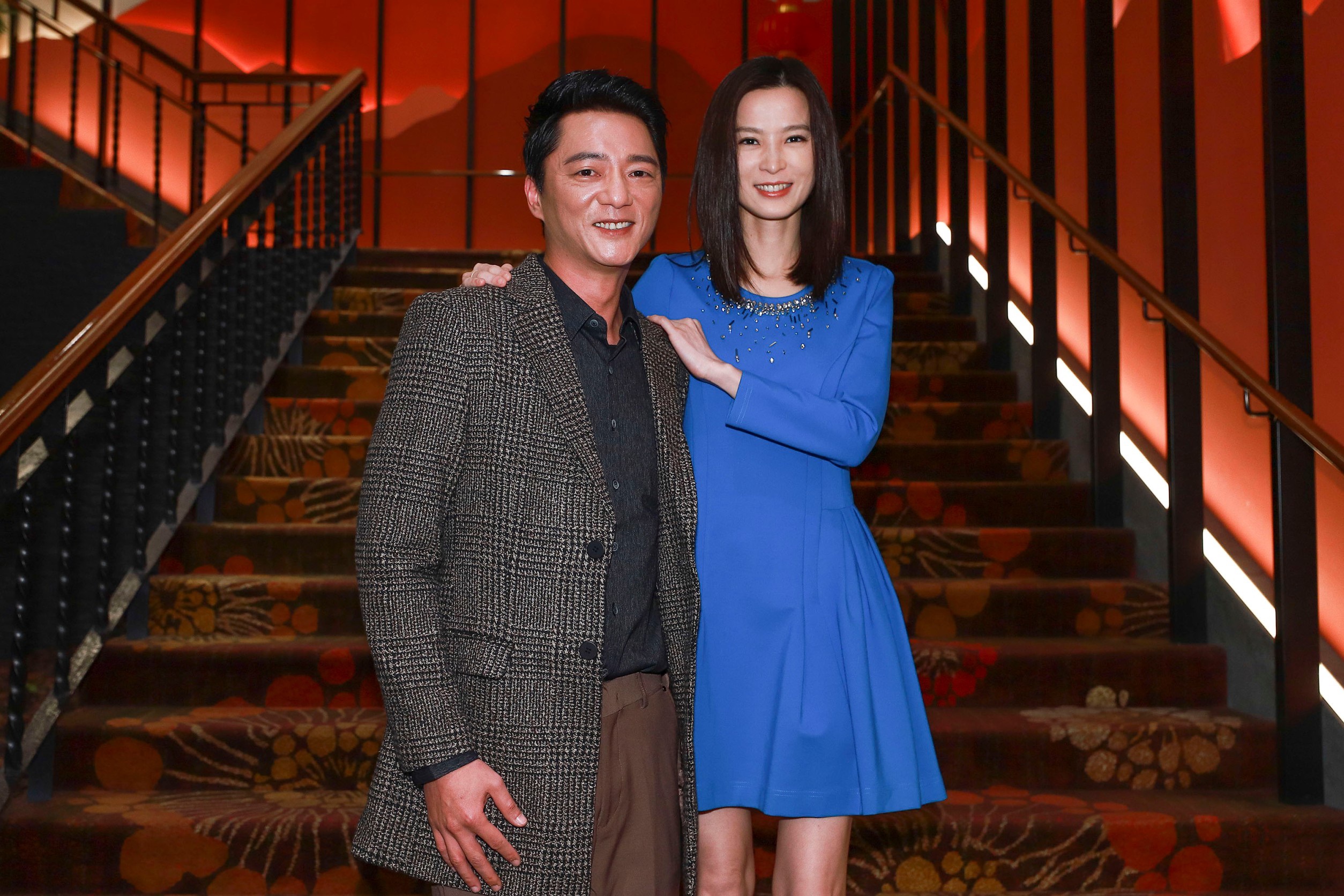 《日蝕遊戲》男女主角藍葦華(左)跟楚宣(右)首次火花撞擊出不少火花。(民視提供)