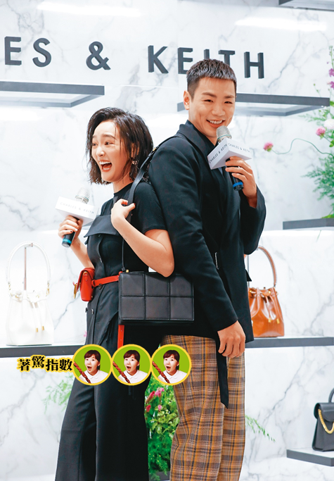 禾浩辰（右）要王淨（左）一起揹包上演「濕背秀」，嘴甜讚王淨讓他想多看一眼︰「這一眼，會看一輩子。」