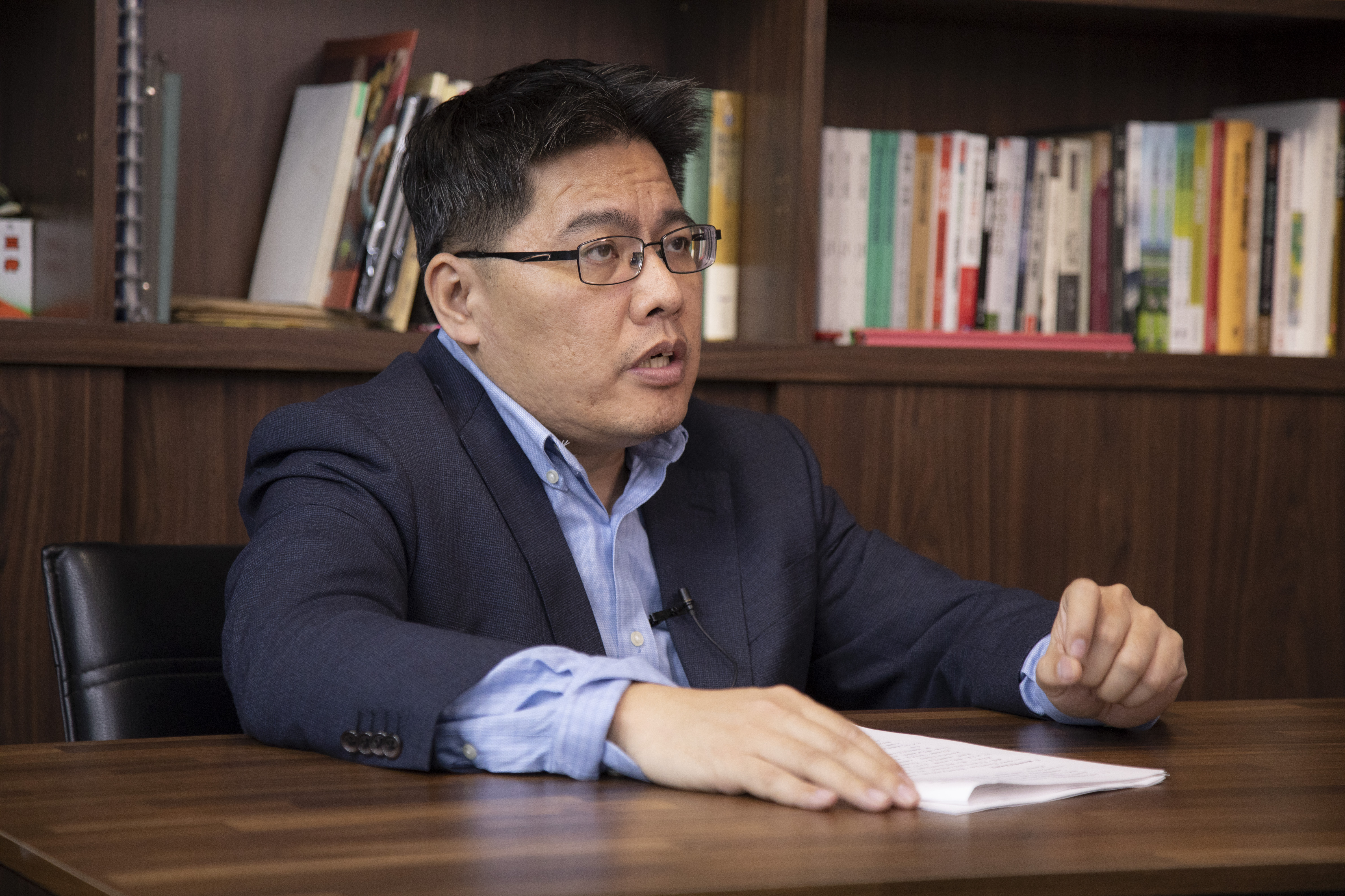 針對囤房稅等議題，邱顯智呼籲行政院，「盡快提出院版草案，這個夏天，讓居住正義再往前一步！」（本刊資料照）