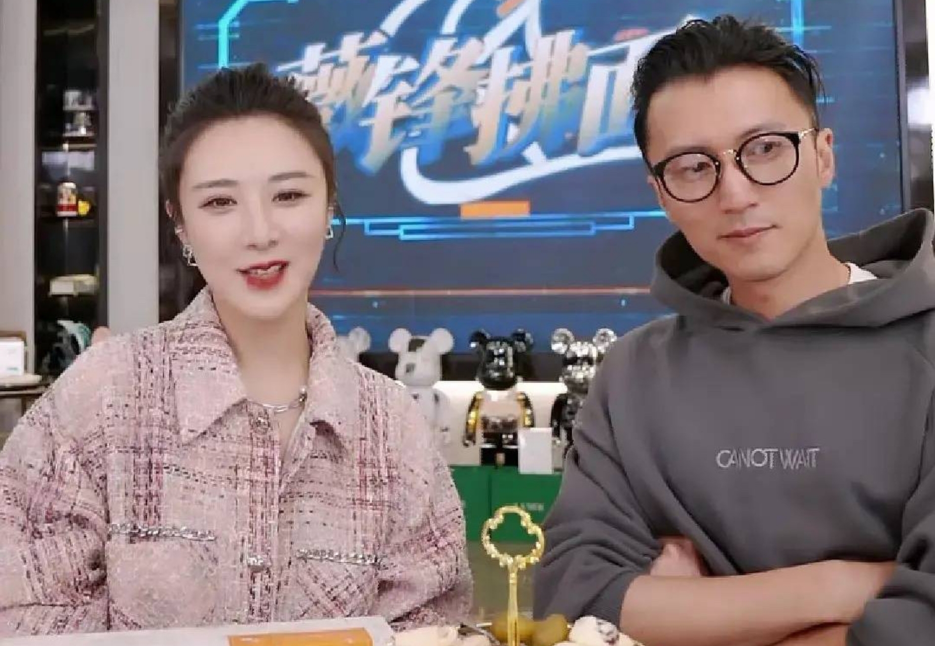 謝霆鋒為大陸直播天后薇婭的直播當嘉賓，自曝「不能接受女人出軌」，被網友臆測意有所指張栢芝與王菲。（翻攝自微博）