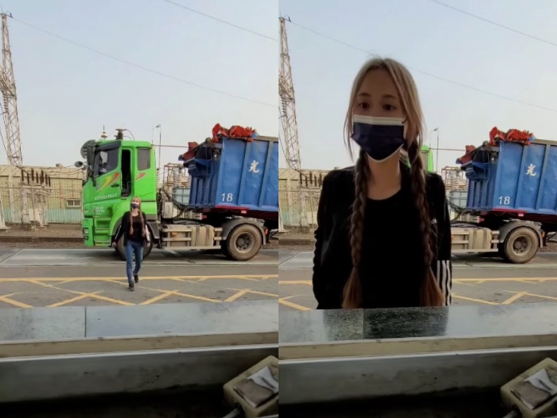女司機從卡車駕駛座步下，嬌小身形與身後大車形成強烈對比。（翻攝自爆廢1公社）