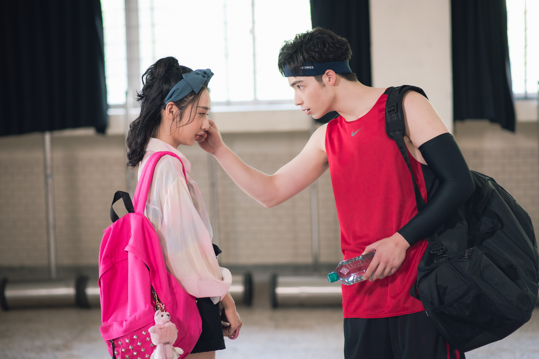 李沐（左）和黃士杰（右）在新劇中首度合作。（緯來提供）