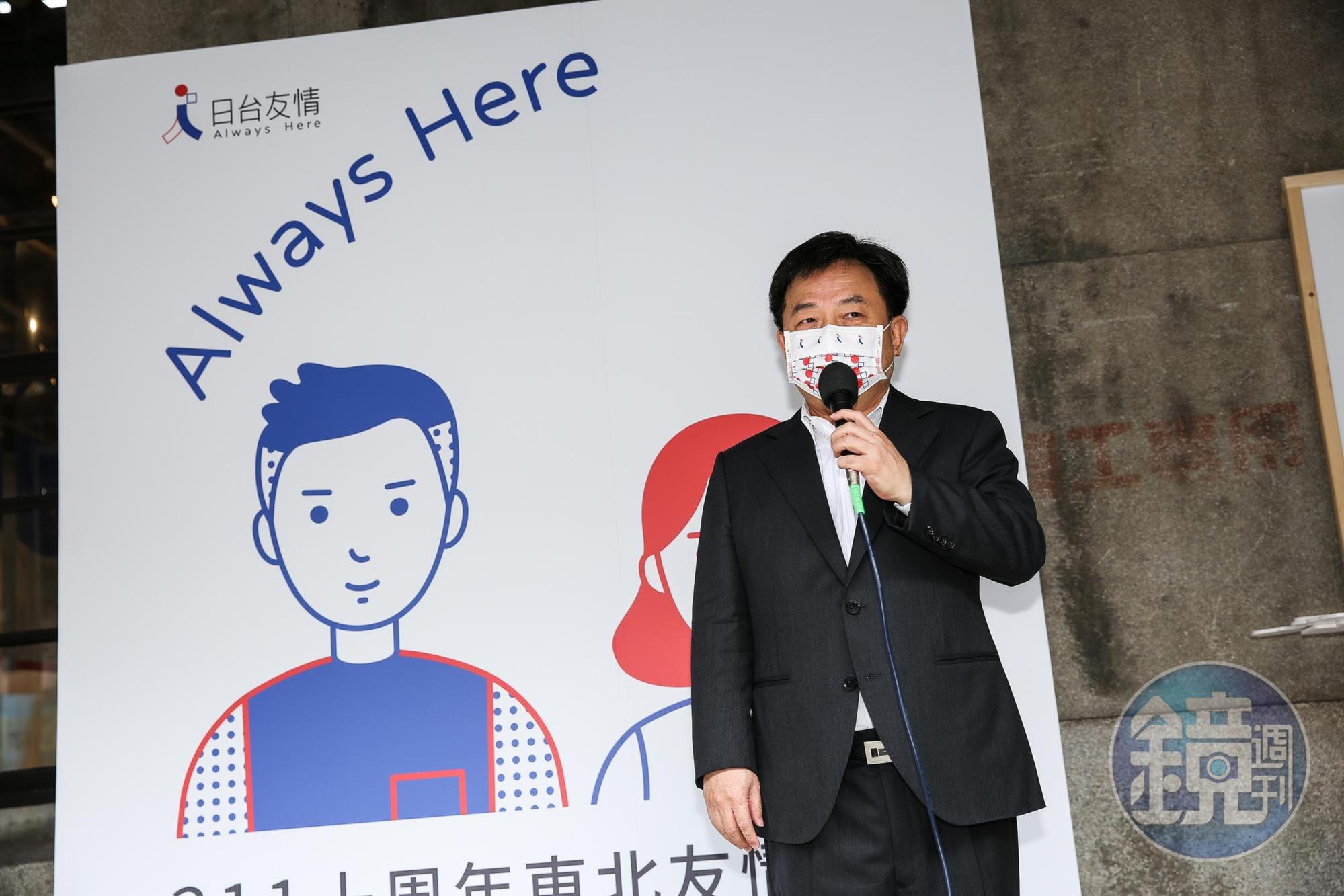 民進黨祕書長林錫耀參觀「311十週年東北友情特展」。