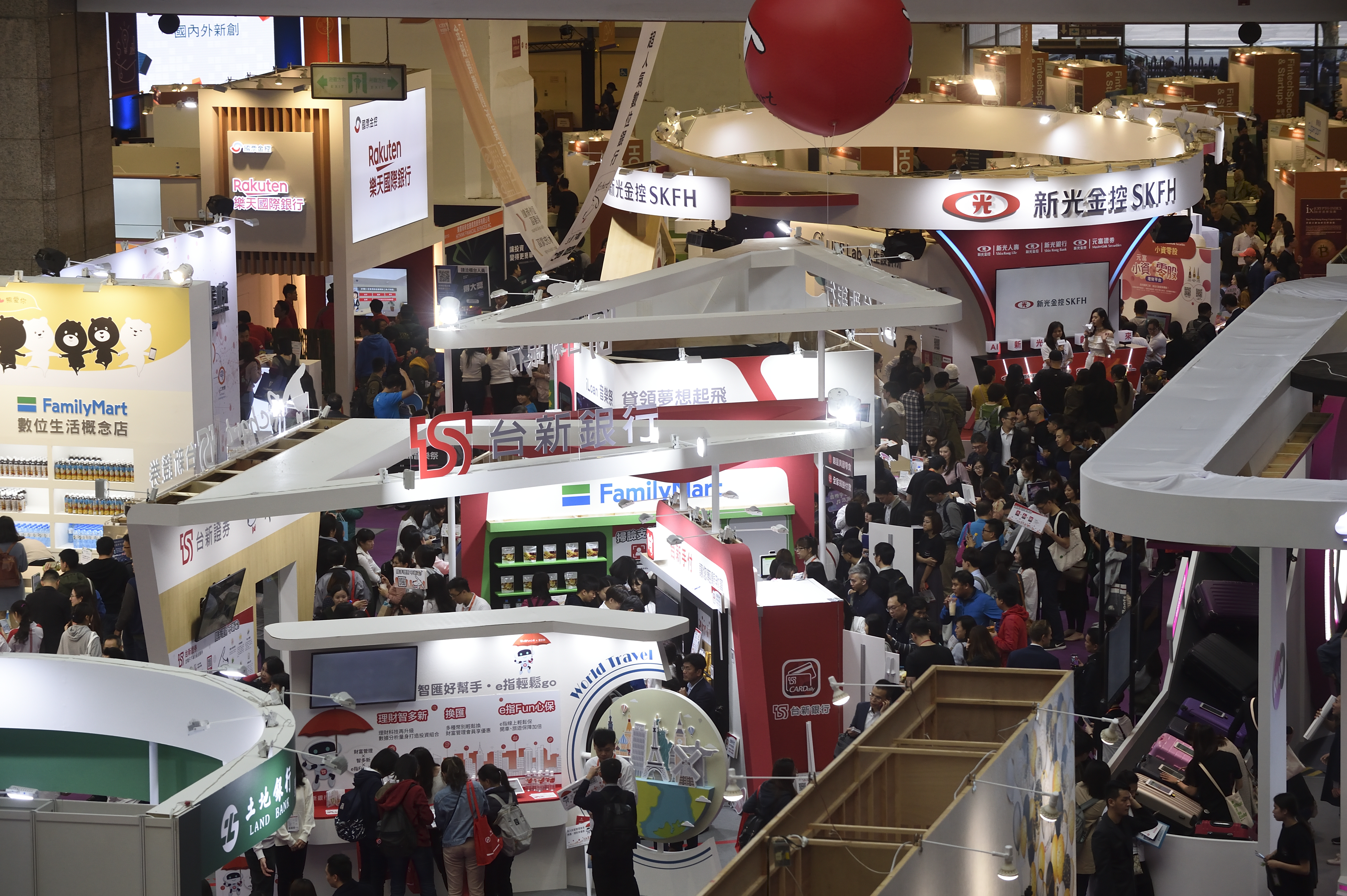 隨著美債殖利率上升，法人普遍認為，金融族群已走過最壞的情況。