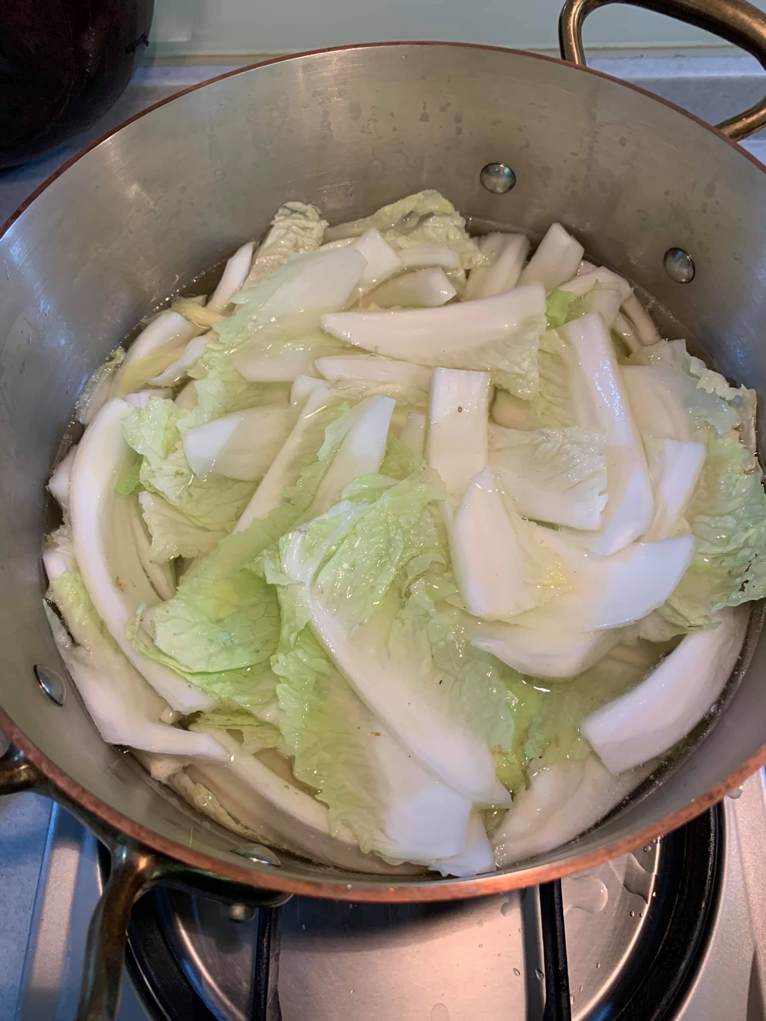 放入高湯。