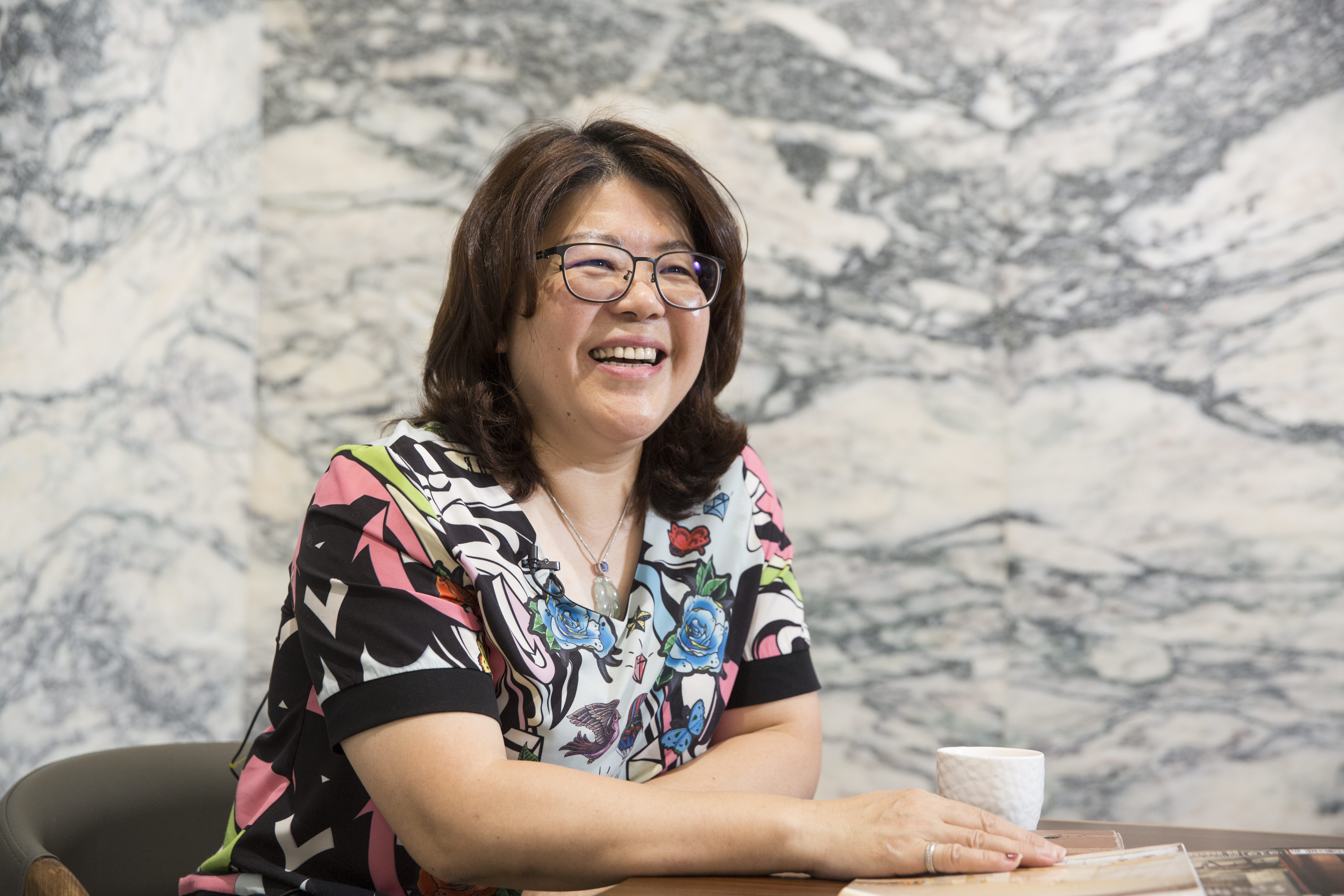 出生於馬祖的王綺慧特別堅毅，創業前就拚出每月千萬業績。