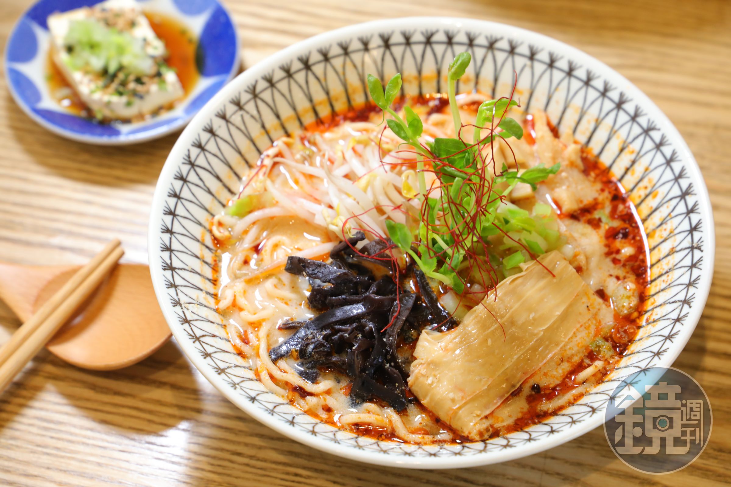 「小有名堂」的微麻微辣的 「川辣豆乳麵」，在去年獲得 A.A. Taste全球純粹風味評鑑一星獎。（150元／份）