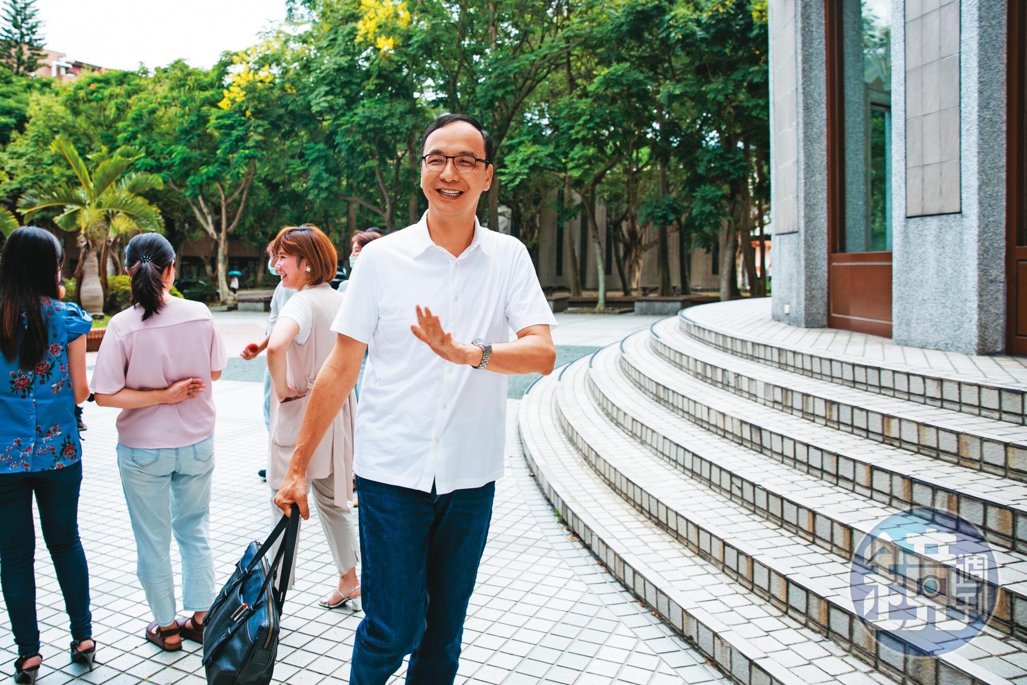 在檯面下醞釀已久的朱立倫,已做好參選黨魁的準備,預計4月正式宣布。