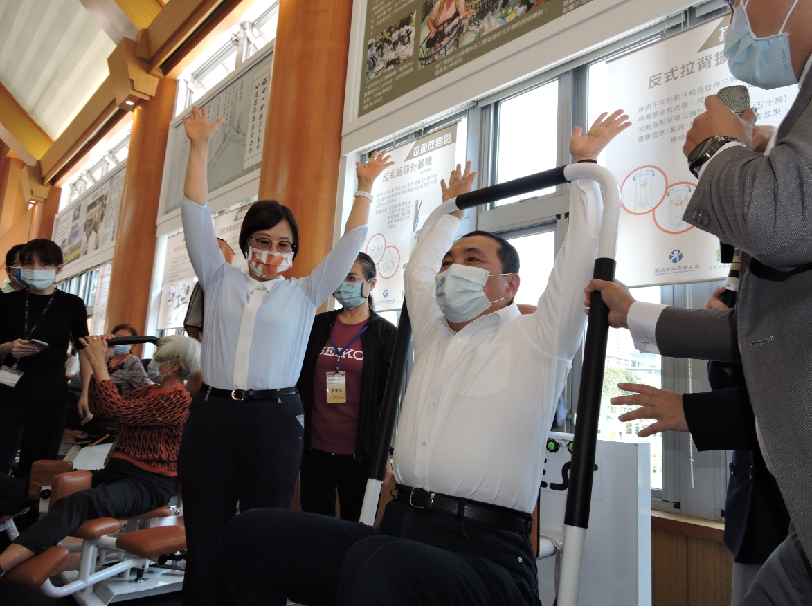 慈濟同時設立3家日照中心，是新北市第50、51、52家日照中心，讓社區長照更圓滿，為長者打造有感幸福網。（慈濟基金會提供）