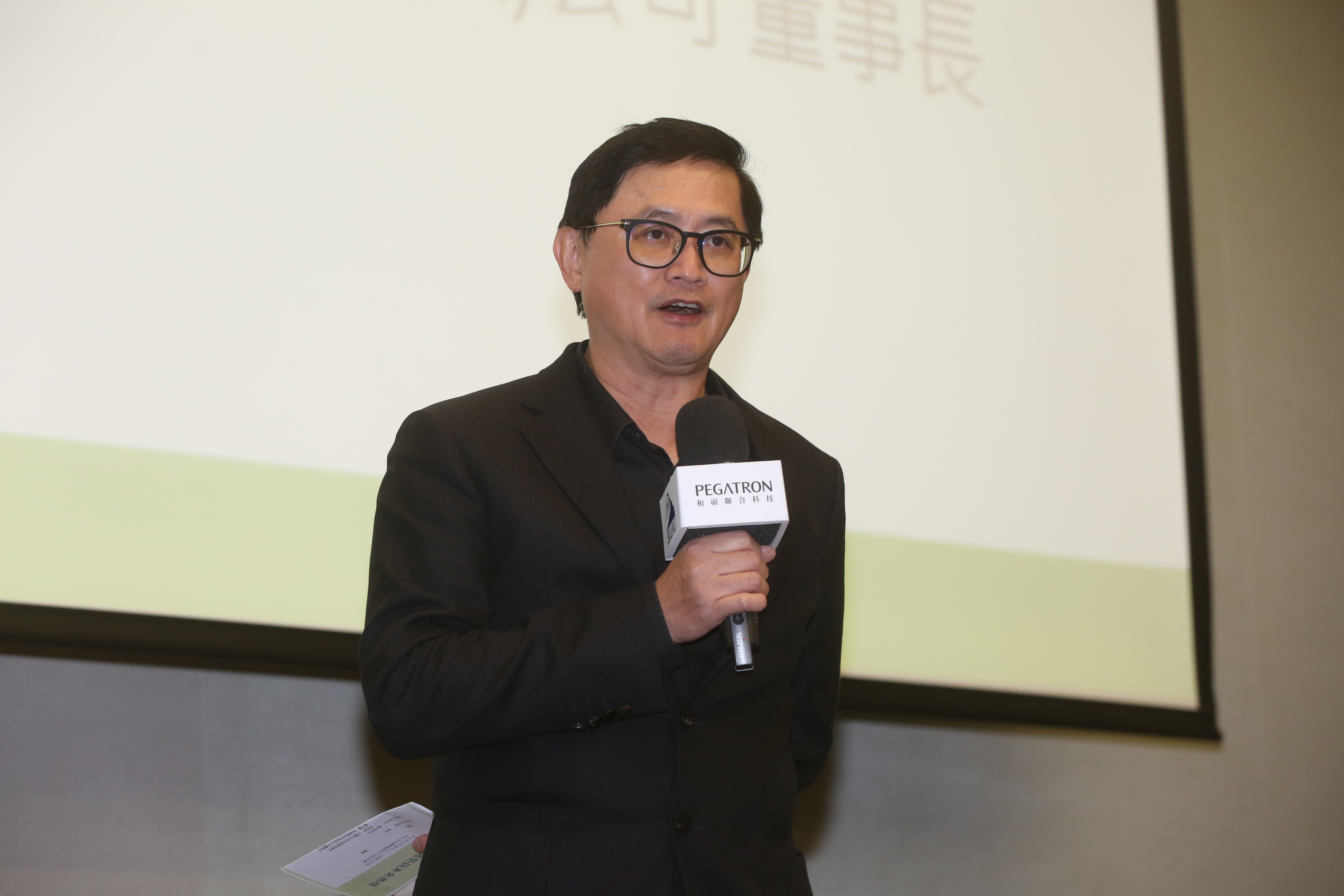 和碩董事長童子賢昨現身電動車論壇。