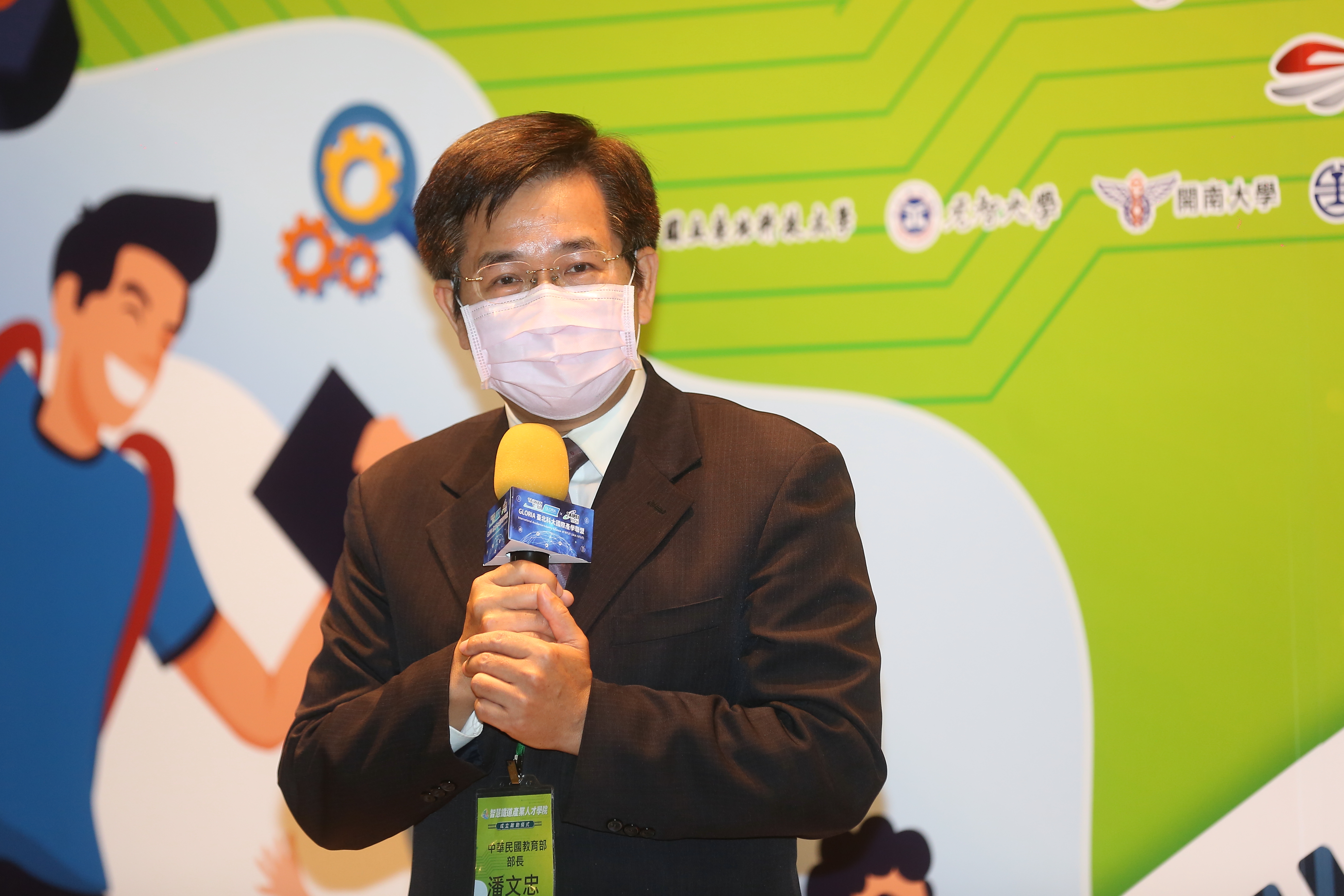 HBL日前順利落幕，教育部卻不開放藝文競賽舉辦引雙標爭議，對此教育部長潘文忠回應稱當初是考量防疫優先。（本刊資料照）