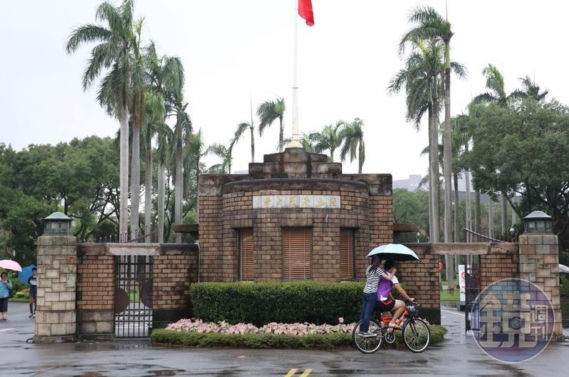 來自嘉義縣新港藝術高中的翁詔慧放棄台大法律系，選擇就讀政大財政系。（示意圖，本刊資料照）