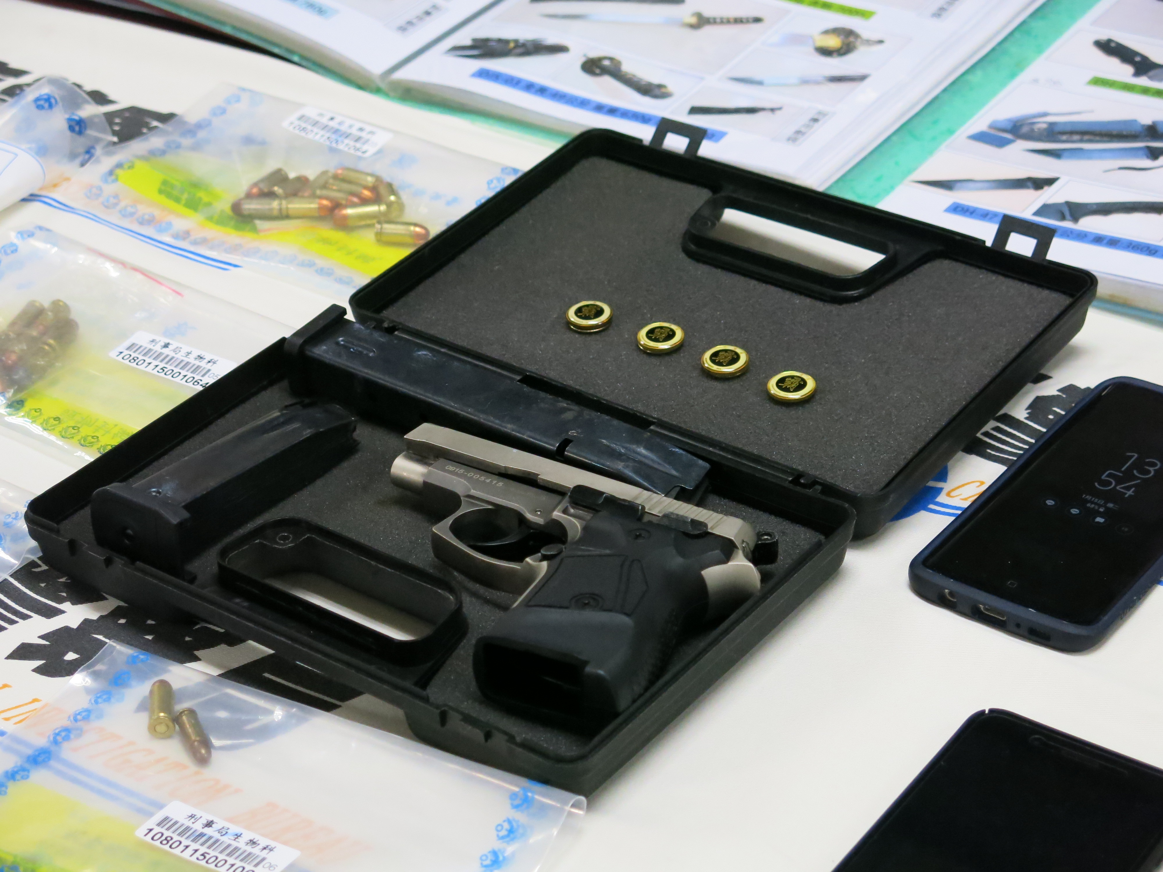 黑幫犯罪工具以槍枝居多。