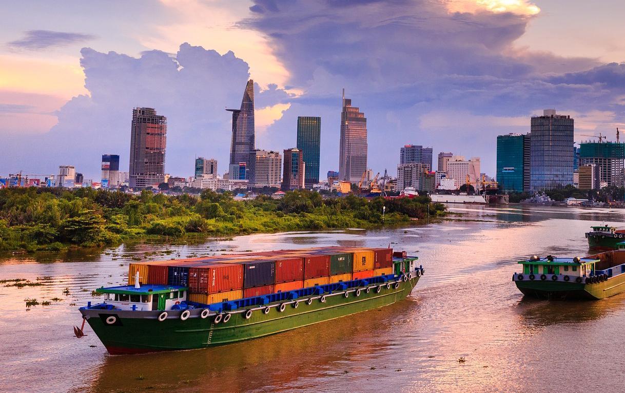 受惠中美貿易戰,越南出口成為經濟成長重要引擎。(翻攝自Ho Chi Minh City臉書)
