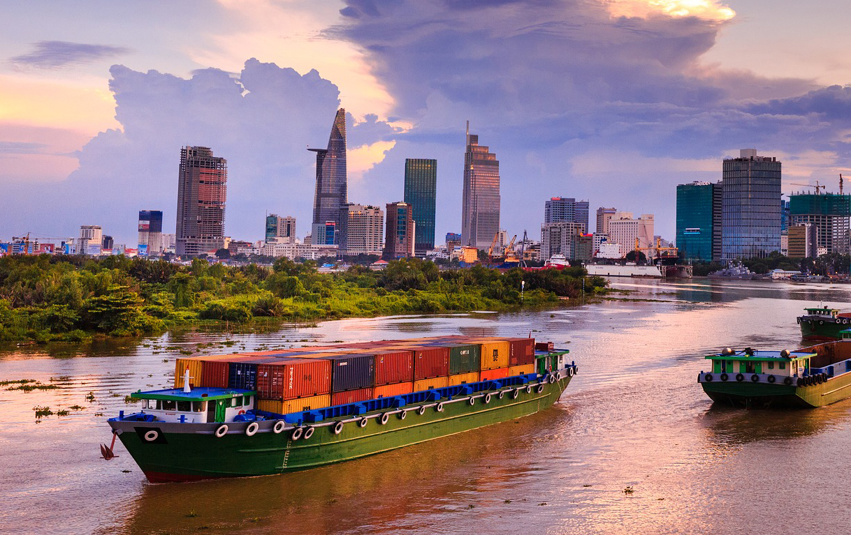 受惠中美貿易戰,越南出口成為經濟成長重要引擎。(翻攝自Ho Chi Minh City臉書)