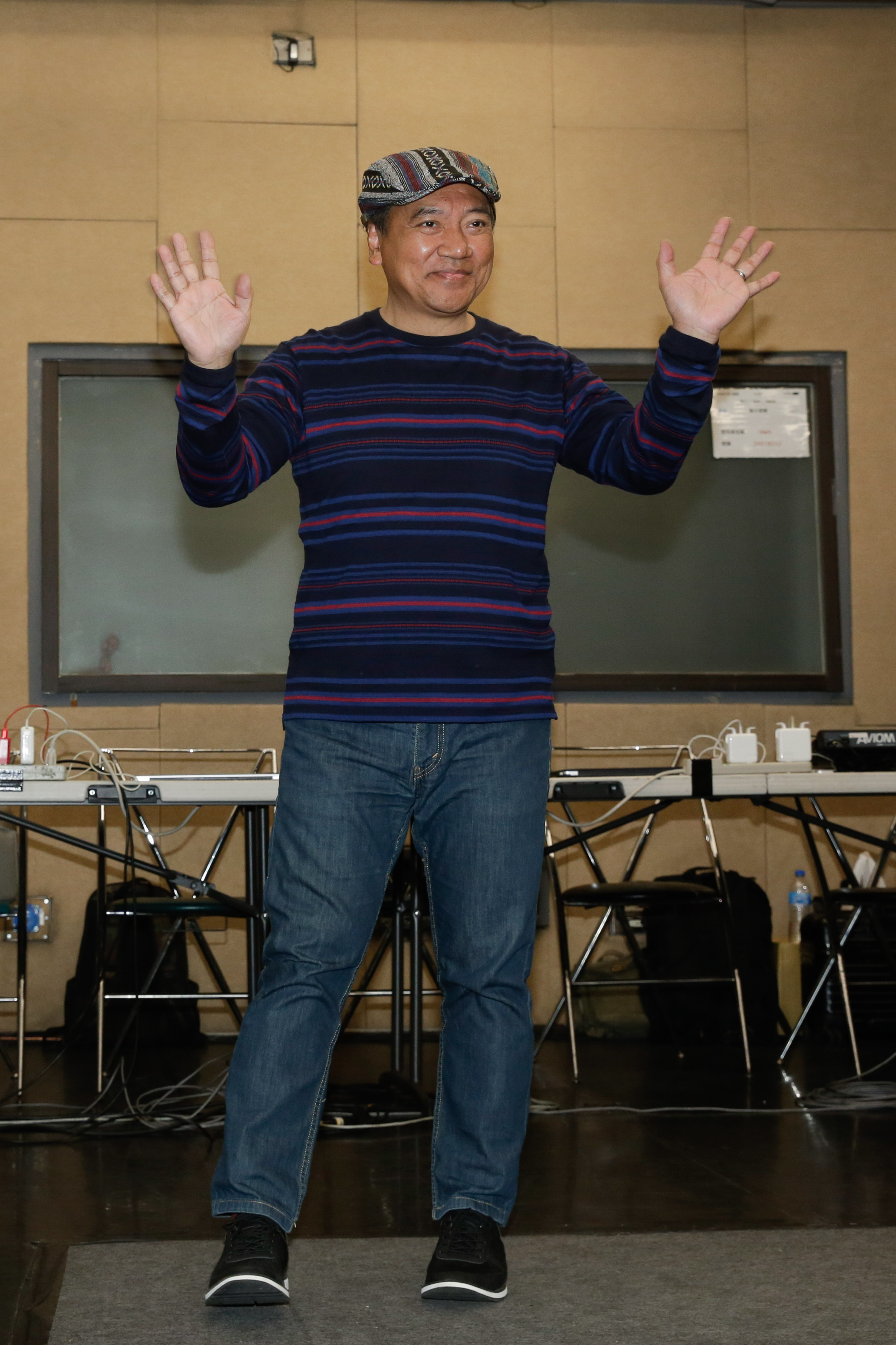施孝榮為了高峰會瘦了8公斤,今他秀成果。