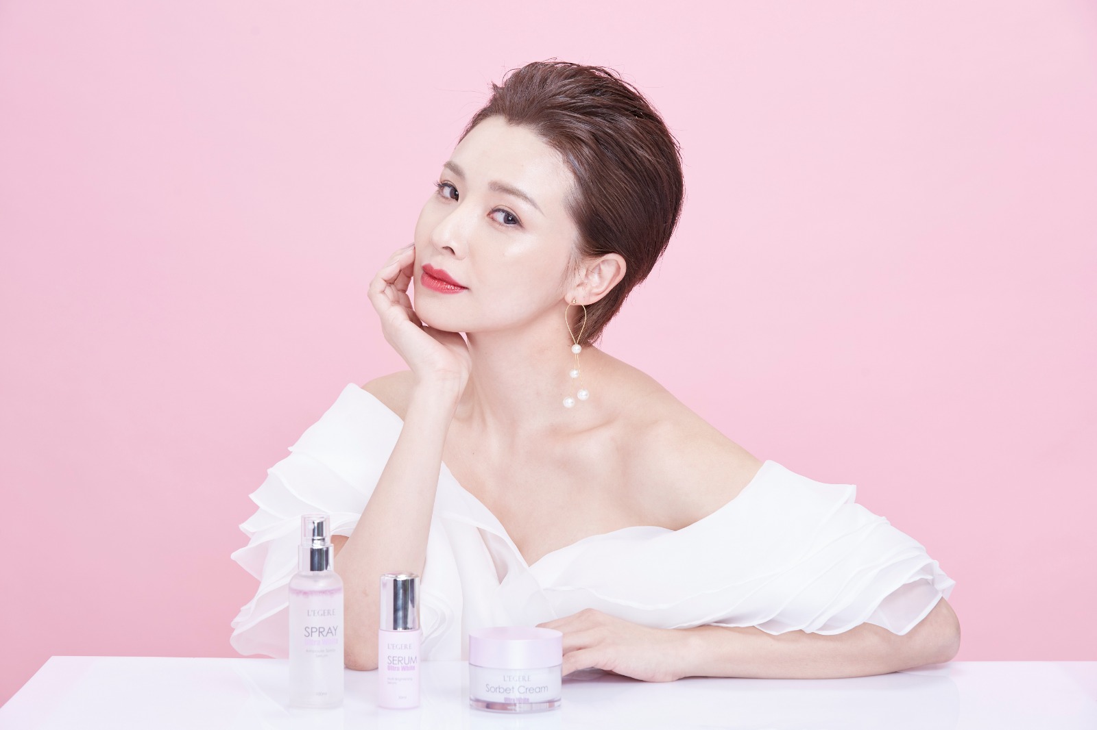 吳婉君近日不少代言、業配、活動找上門，讓她人氣暴漲身價一個月就突破百萬大關。（湧承多媒體娛樂提供）