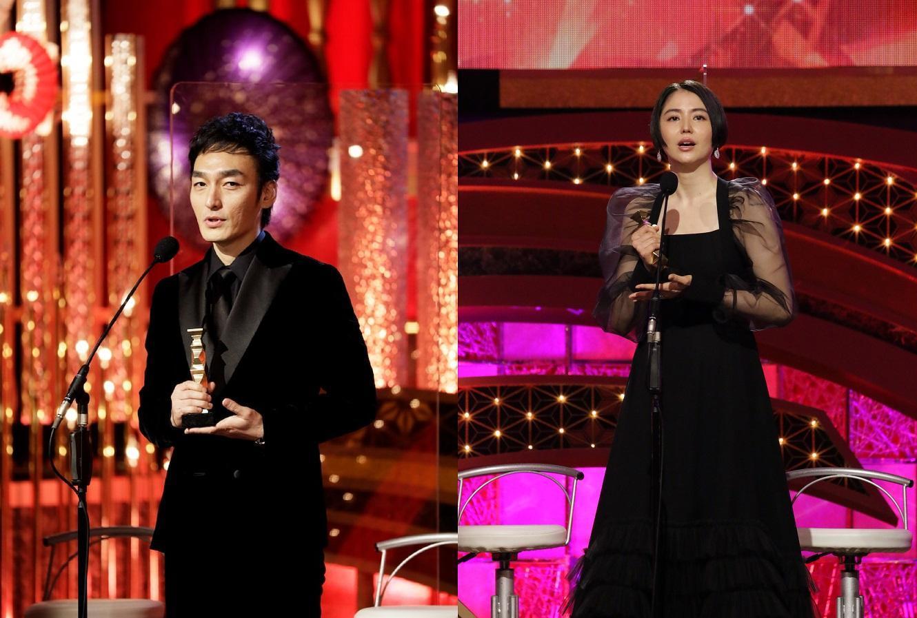 草彅剛(左圖)和長澤雅美分別以《午夜天鵝》、《母子情劫》在第44屆日本電影學院獎封帝、后。(翻攝自第44屆日本電影學院獎)